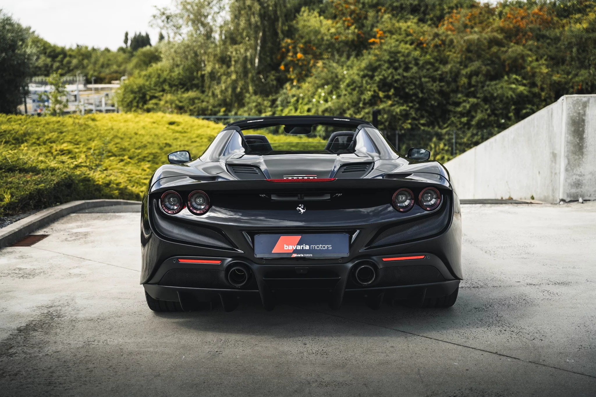 Nero Daytona Ferrari F8