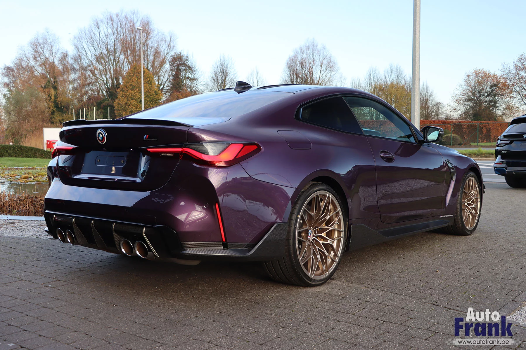 Daytona Violet BMW M4