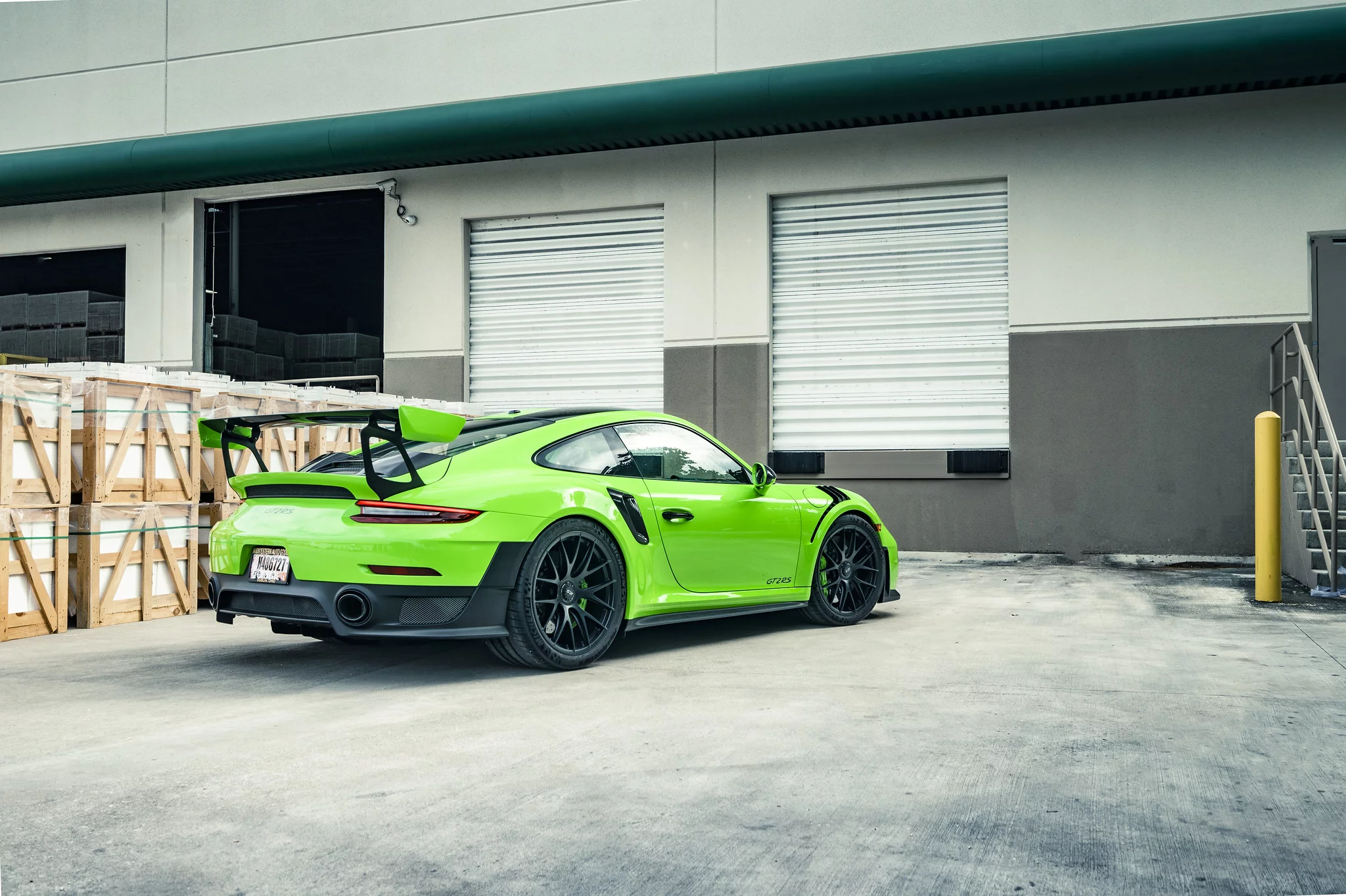Lizard Green Porsche 911 GT2 RS