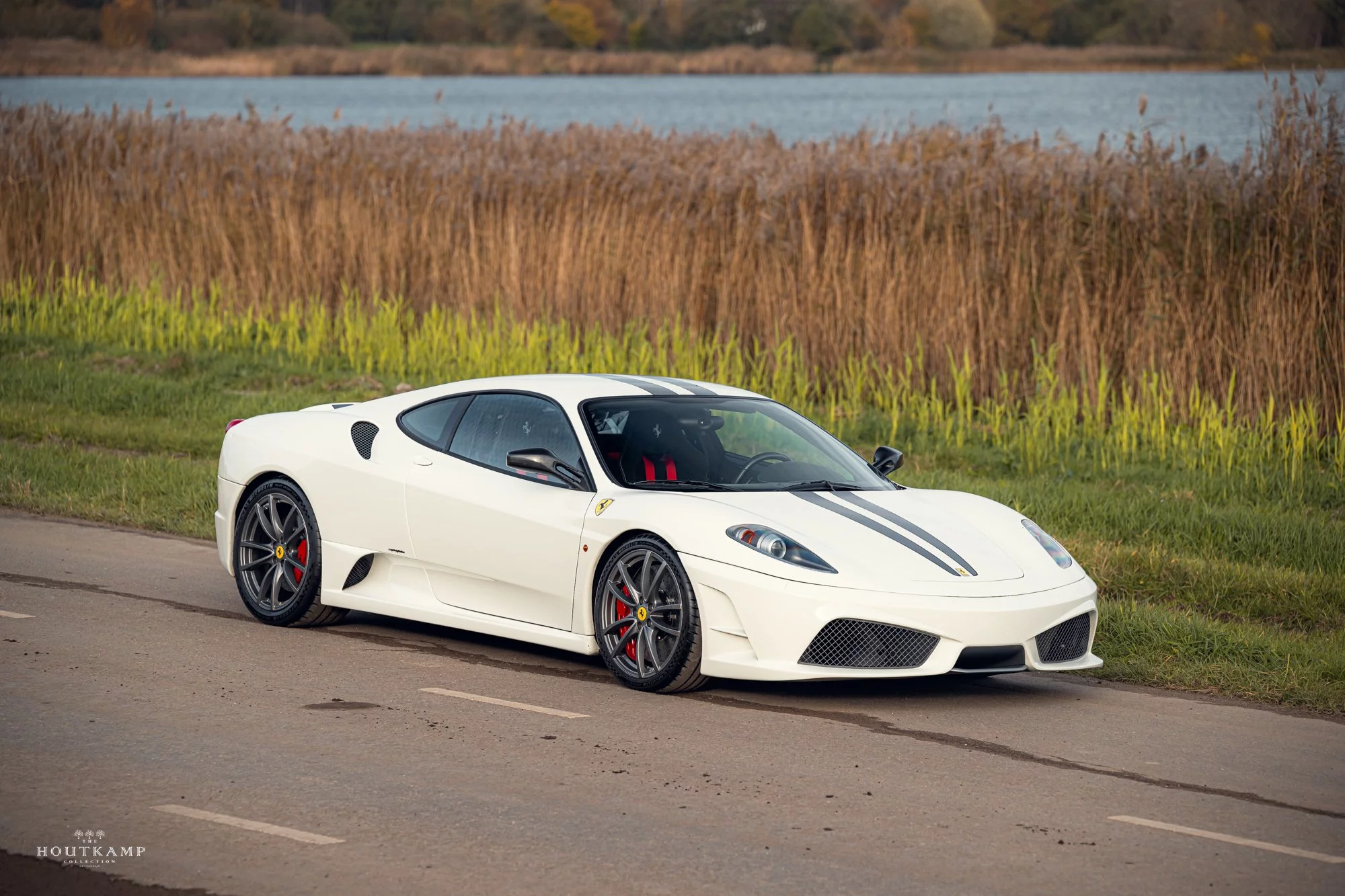 Bianco Avus Ferrari 430 Scuderia