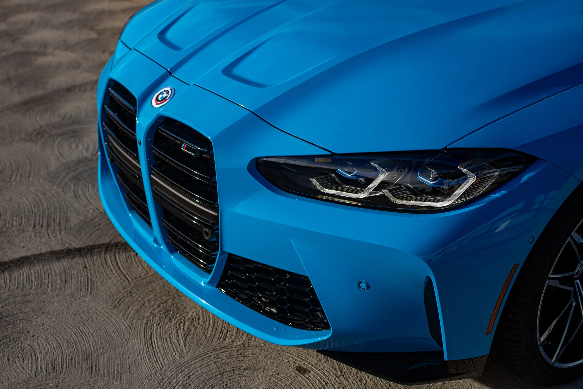 Daytona Beach Blue BMW M4