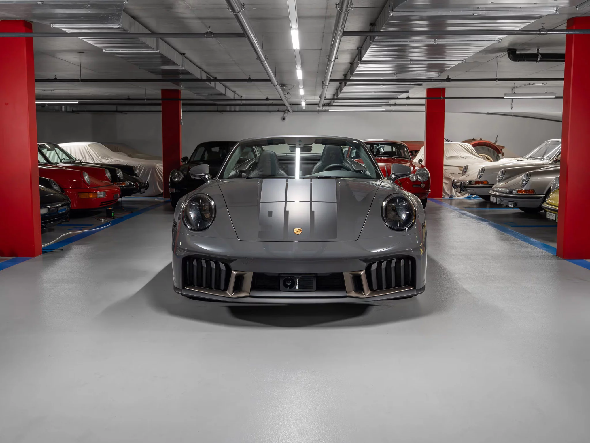 Graphite Grey Porsche 911 Spirit 70