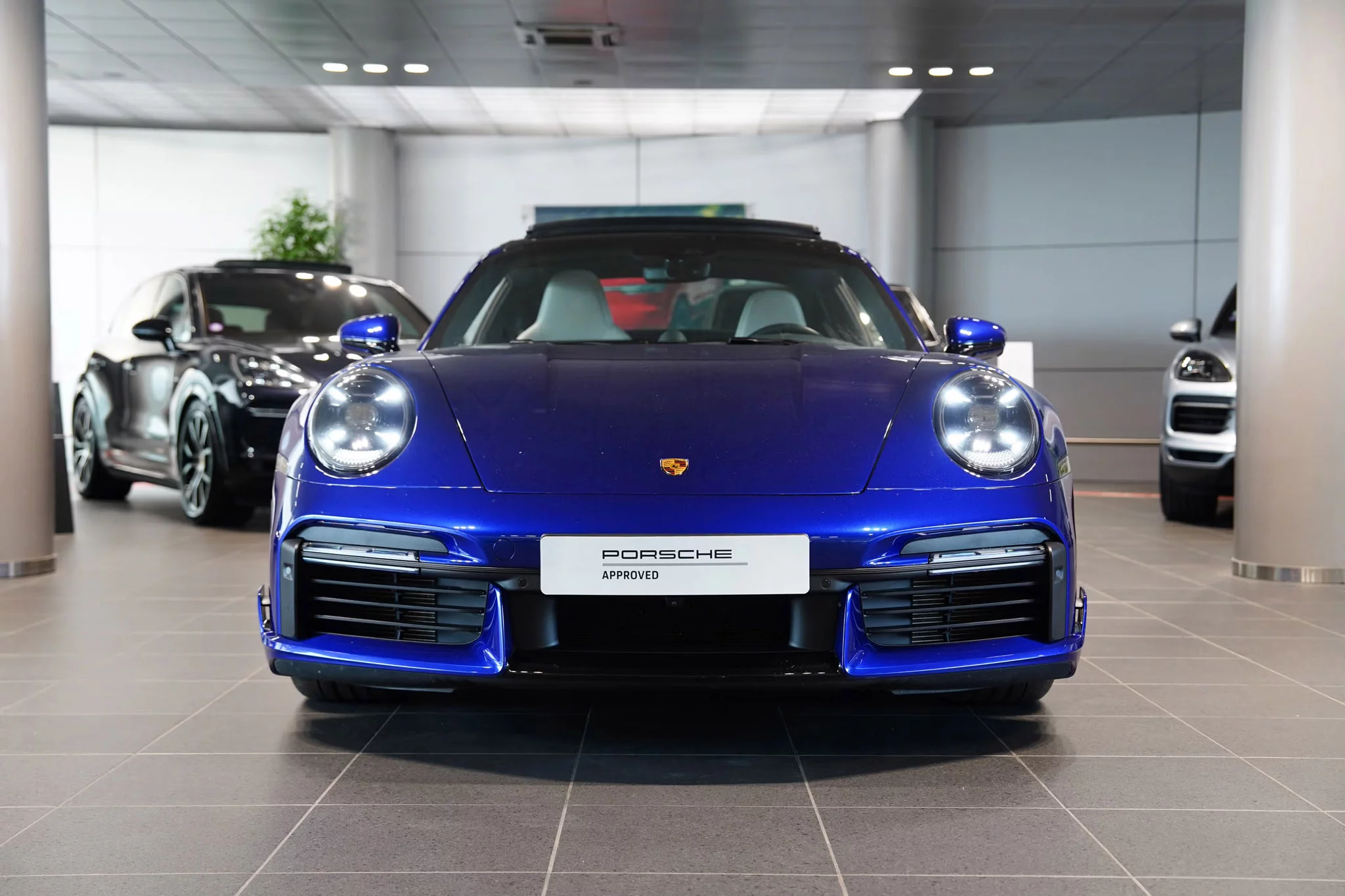 San Marino Blue Porsche 911 Turbo