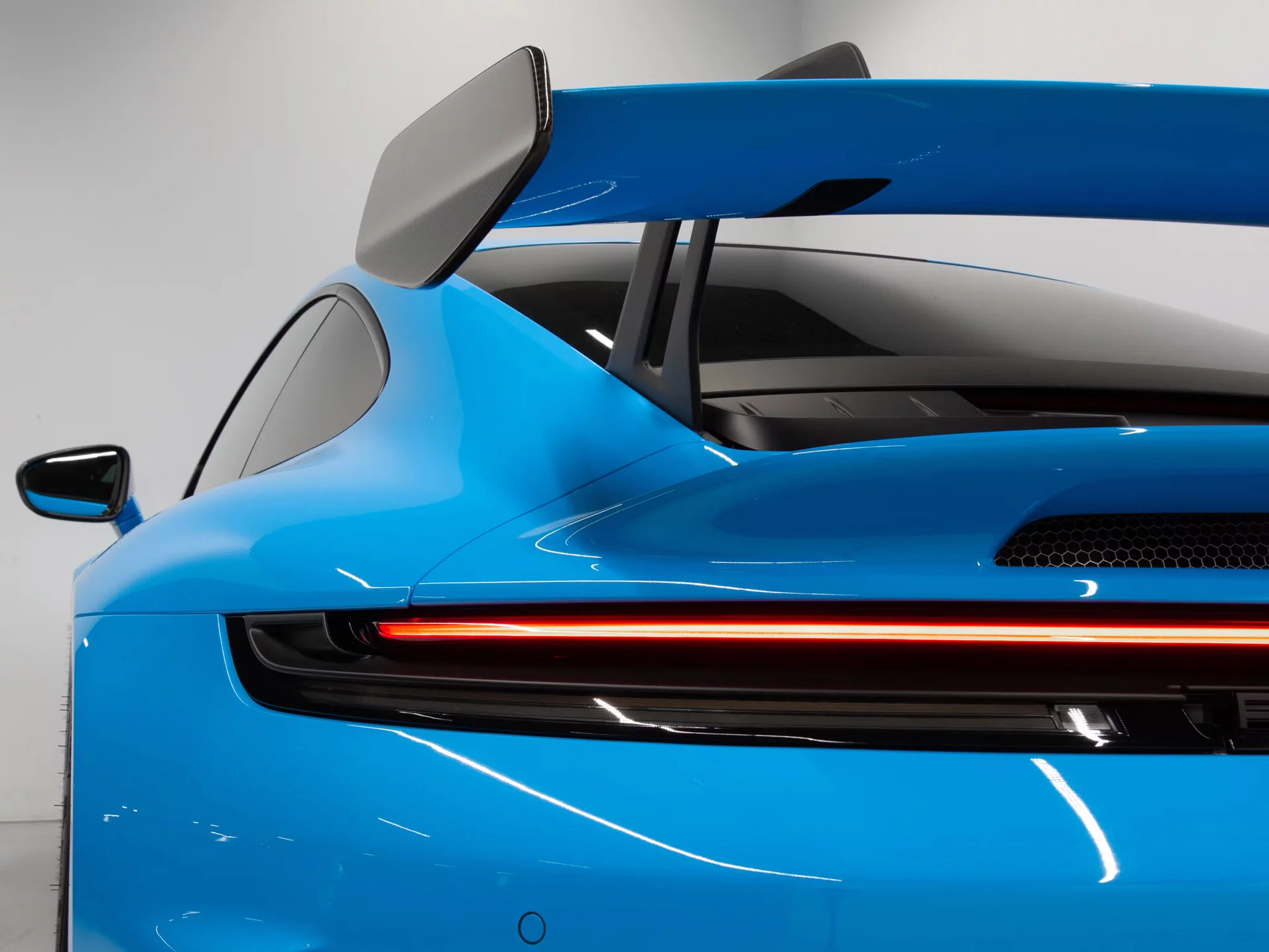 Riviera Blue Porsche 911 GT3