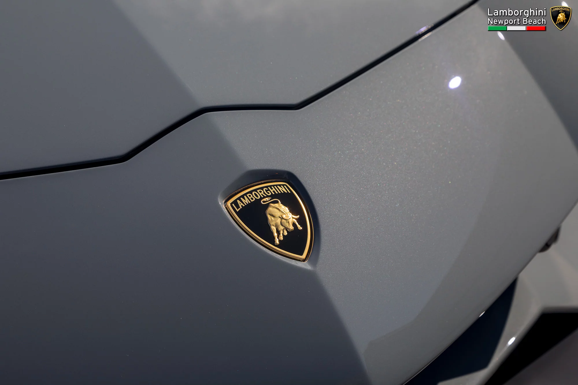Grigio Telesto Lamborghini Aventador