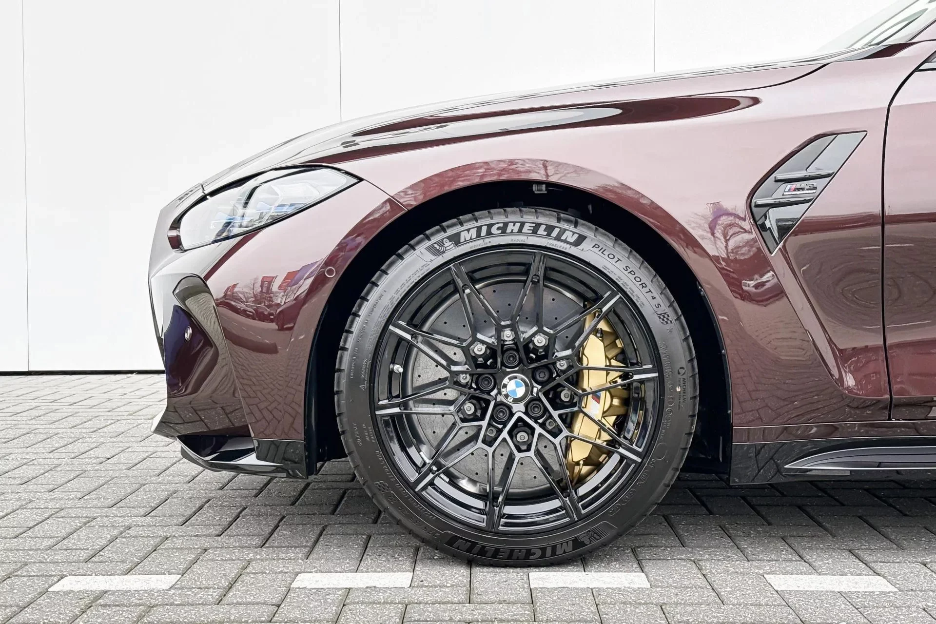 Madeira Red BMW M3