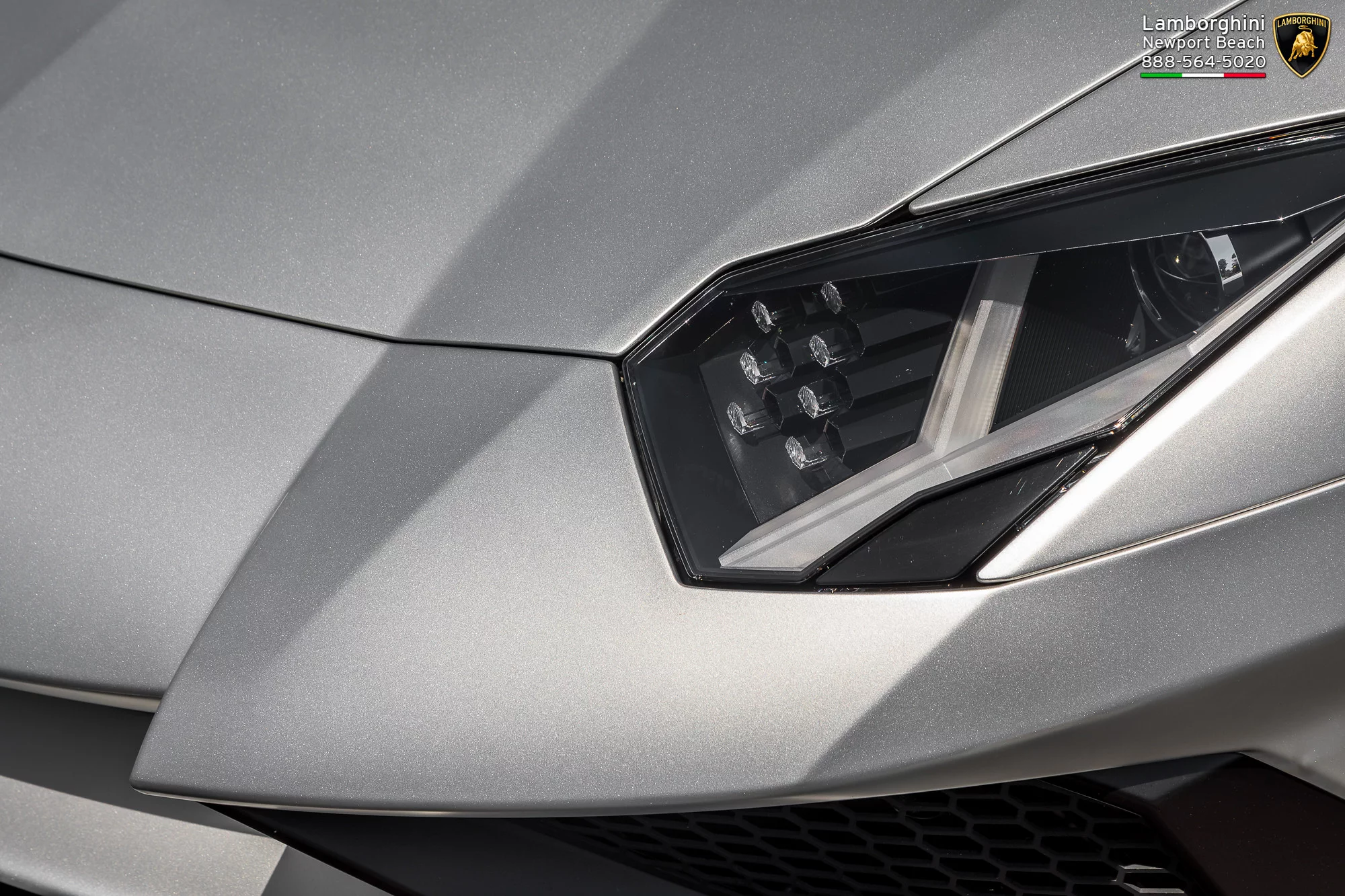 Grigio Adamas Lamborghini Aventador