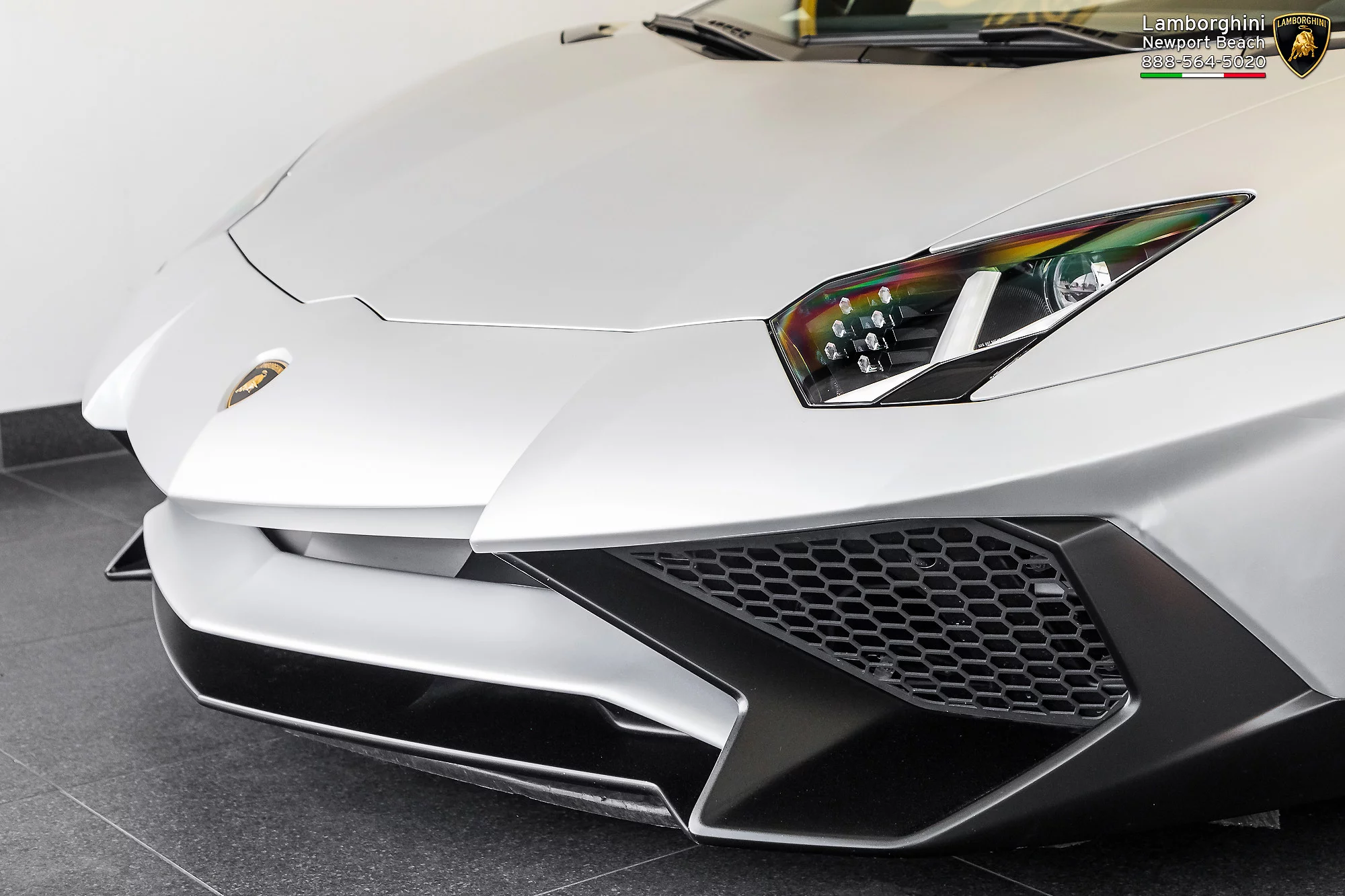 Grigio Adamas Lamborghini Aventador