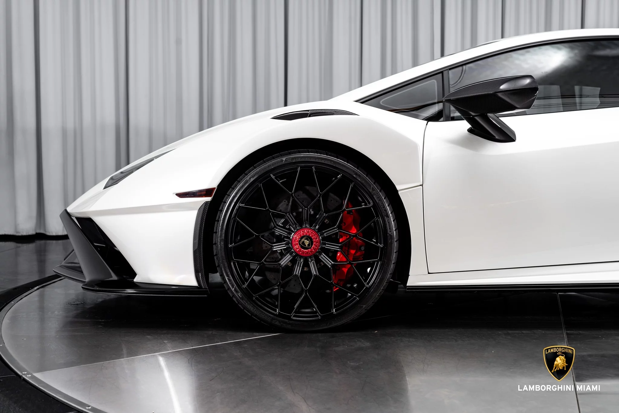 Balloon White Lamborghini Huracán