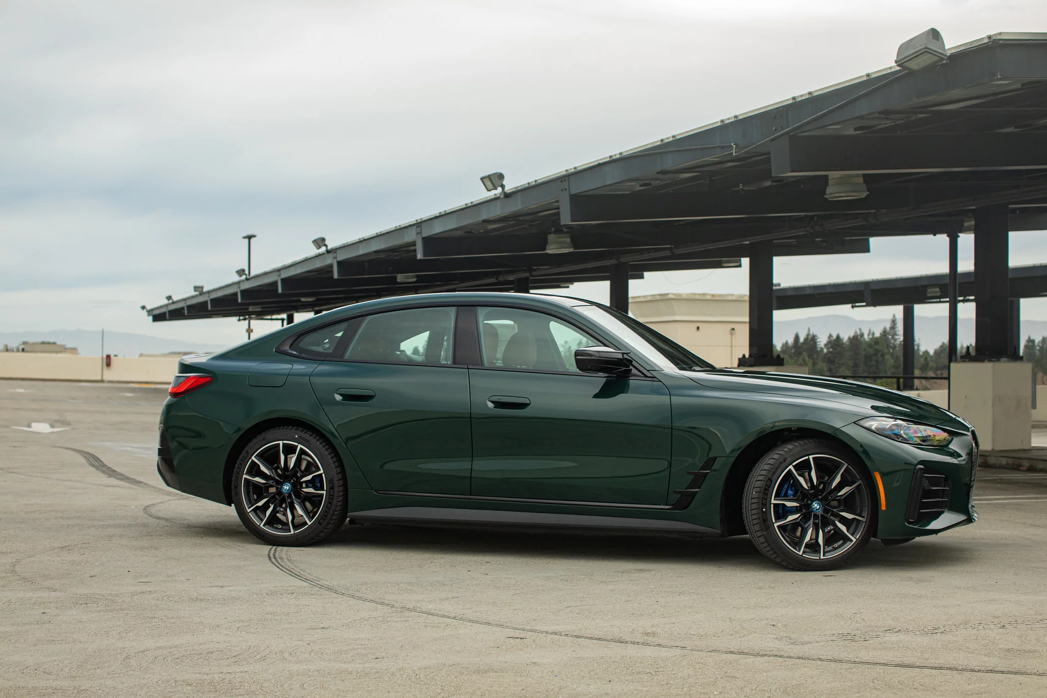 Goodwood Green BMW i4
