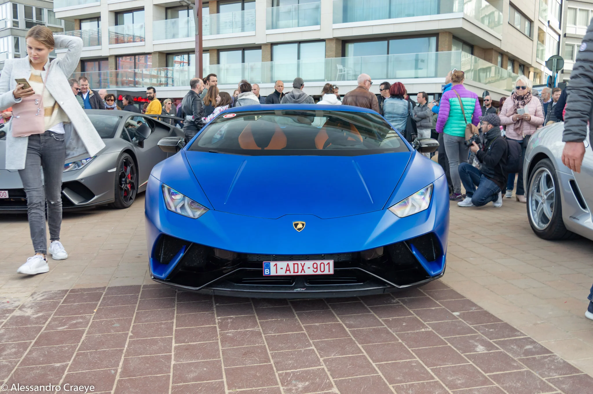 Blu Aegeus Lamborghini Huracán