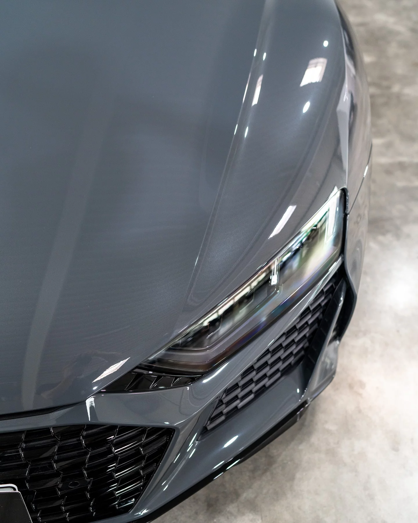Grigio Telesto Audi R8