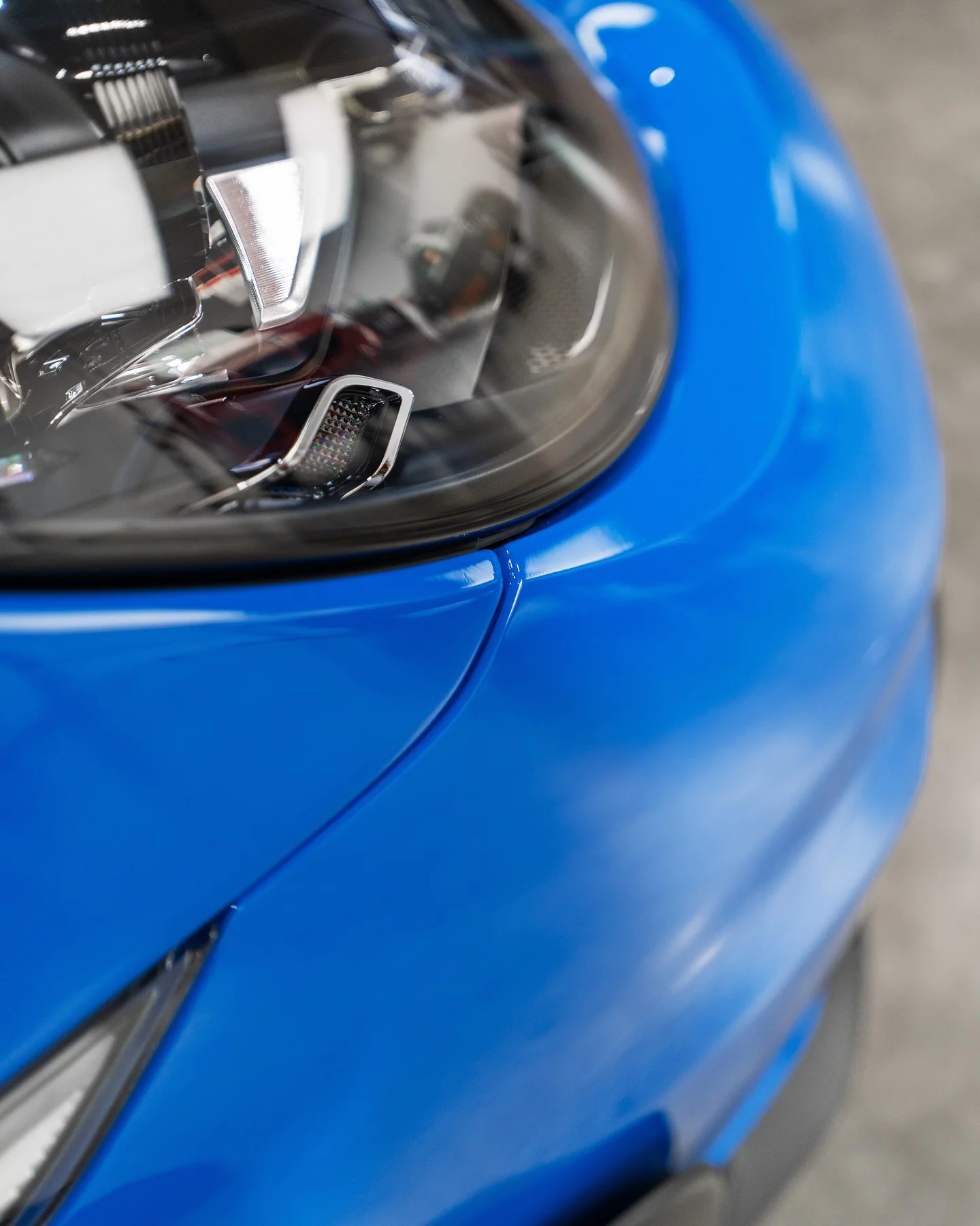 Shark Blue Porsche 718 Spyder RS