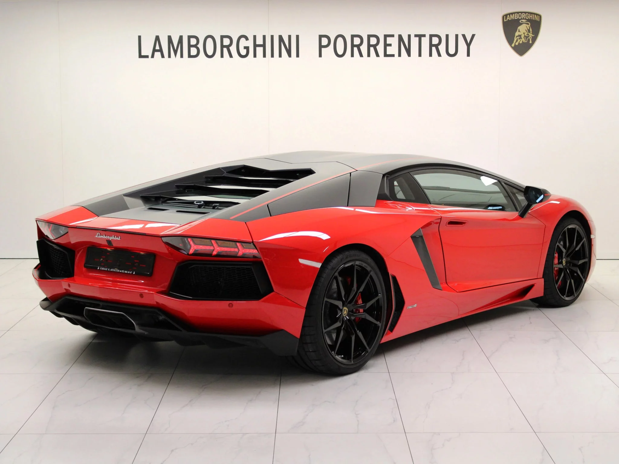 Rosso Mars Lamborghini Aventador