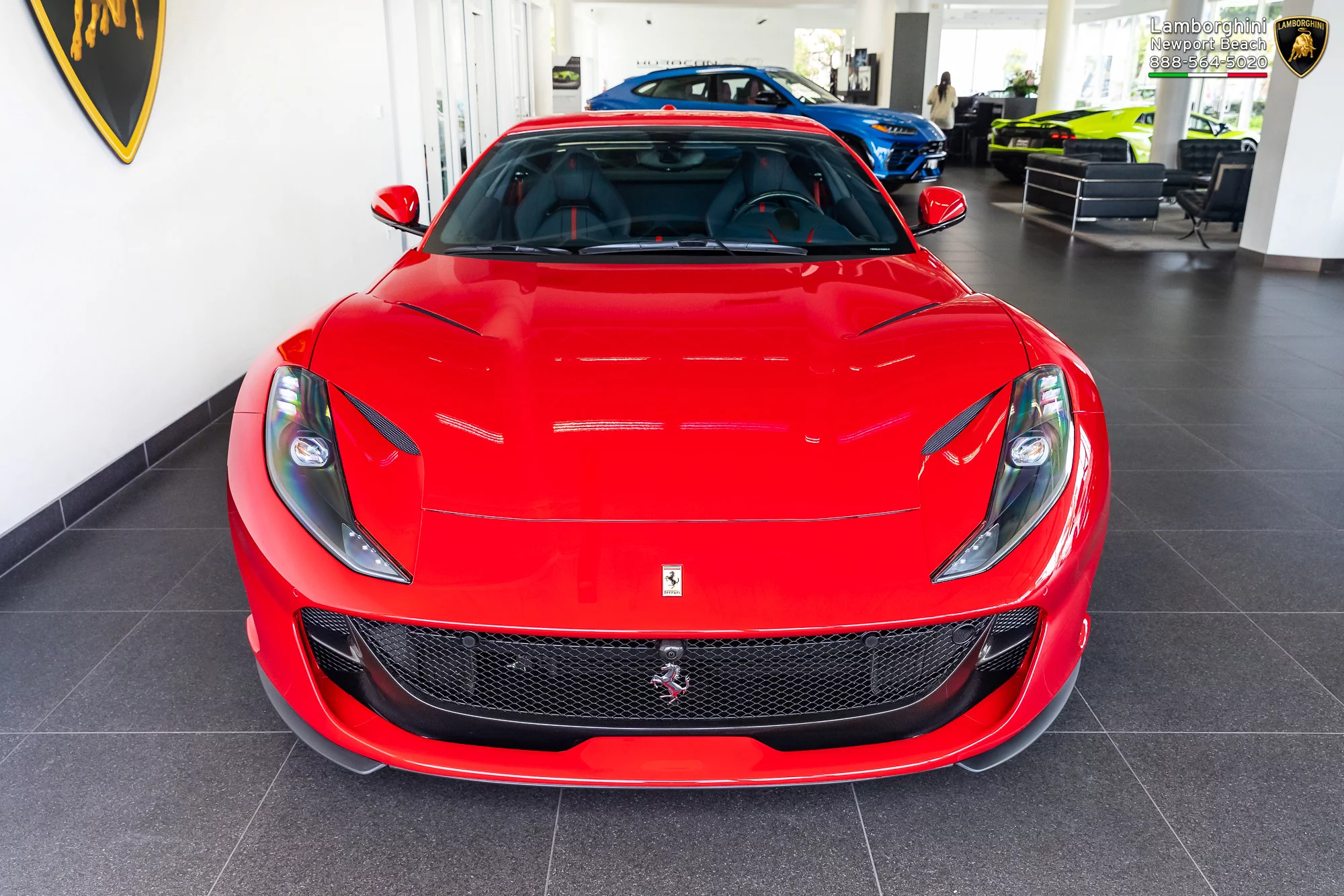 Rosso 70 Anni Ferrari 812