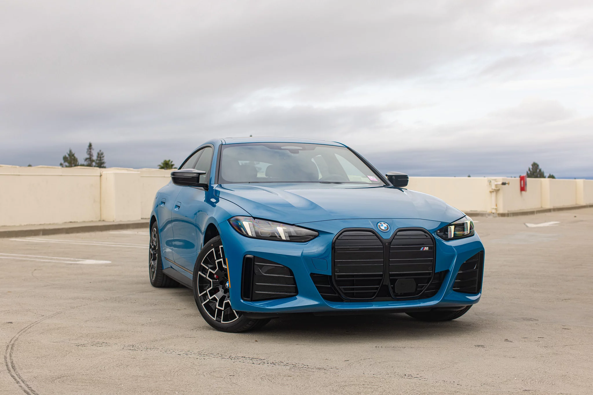 Laguna Seca Blue BMW i4