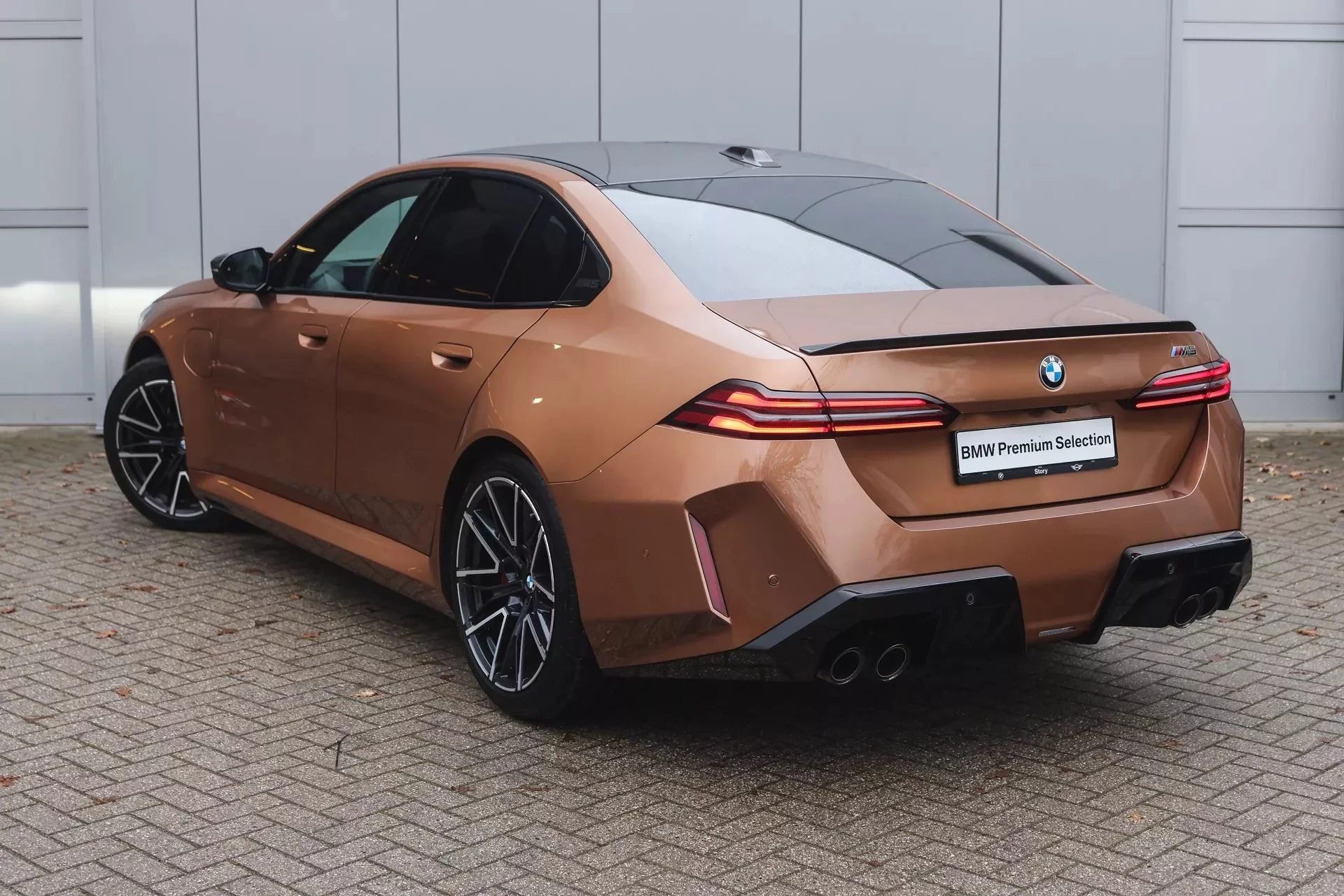 Liquid Copper BMW M5