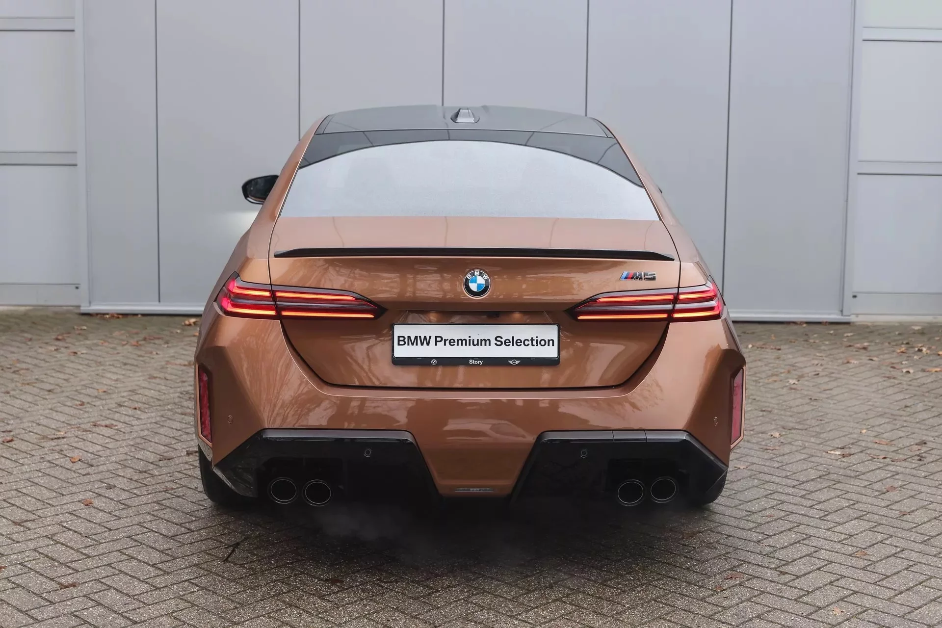 Liquid Copper BMW M5