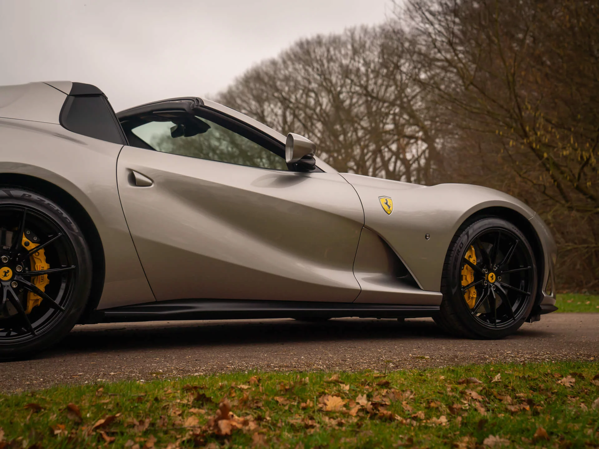 Alluminio Lucido Ferrari 812