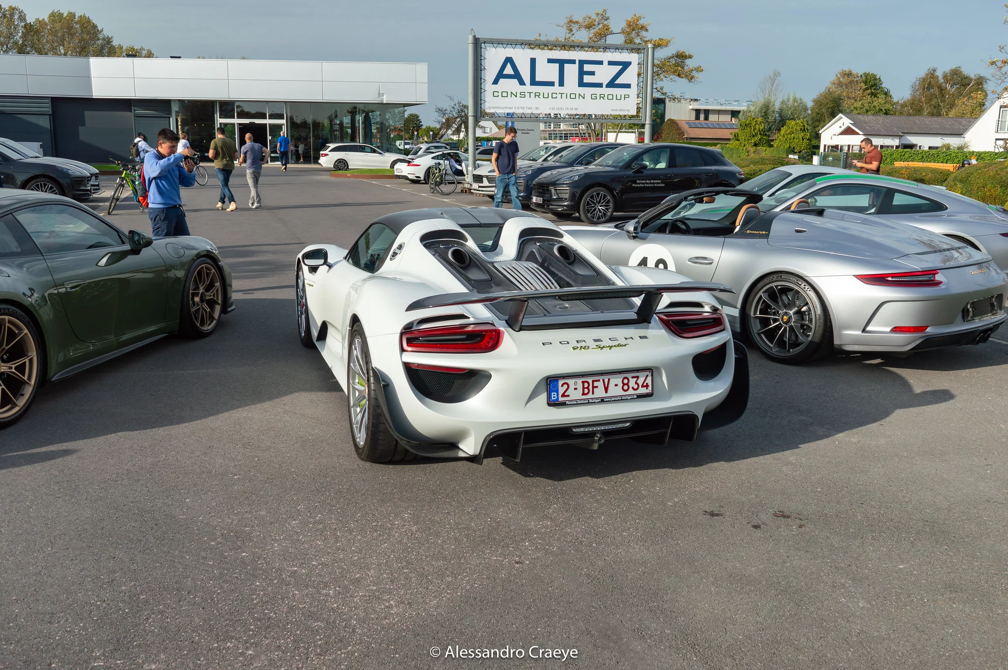 Oryx White Porsche 918 Spyder