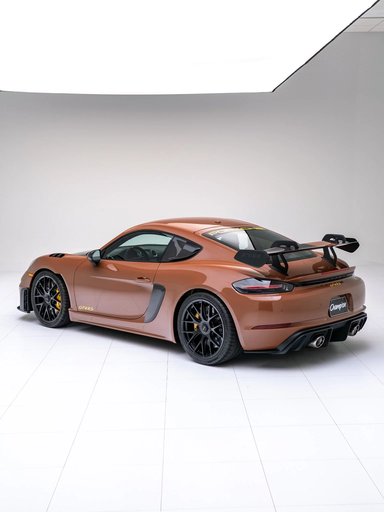 Sepia Brown Porsche 718 Cayman GT4 RS