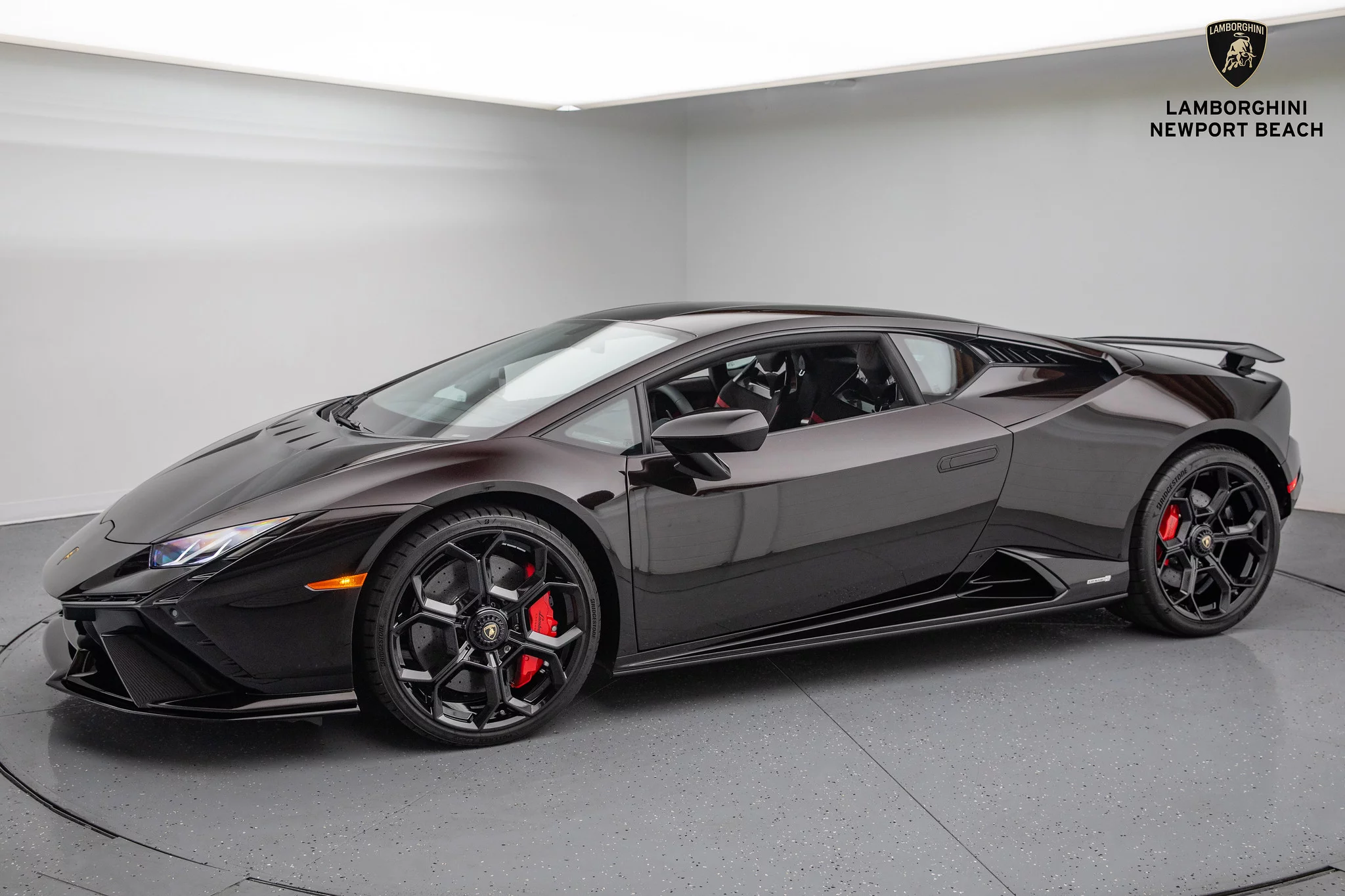 Nero Granatus Lamborghini Huracán