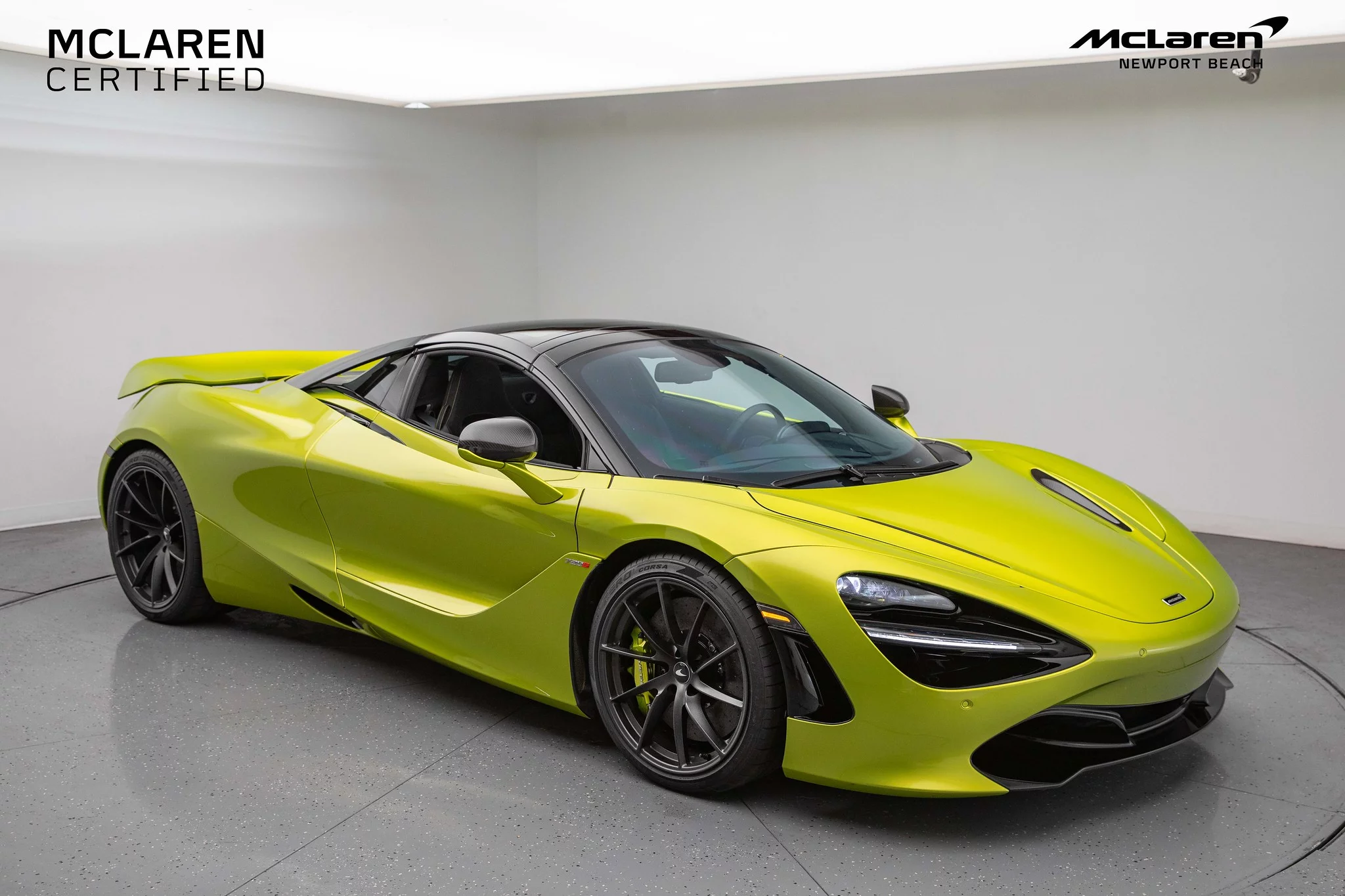 Flux Green McLaren 720S