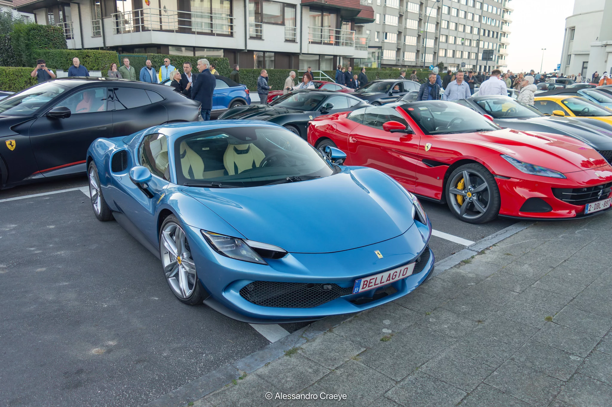 Azzurro California Ferrari 296