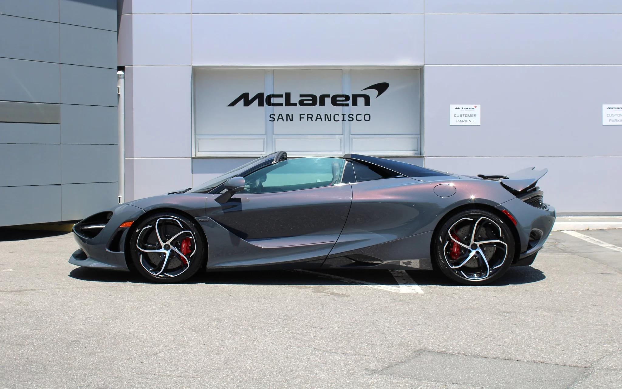 Lava Grey McLaren 750S