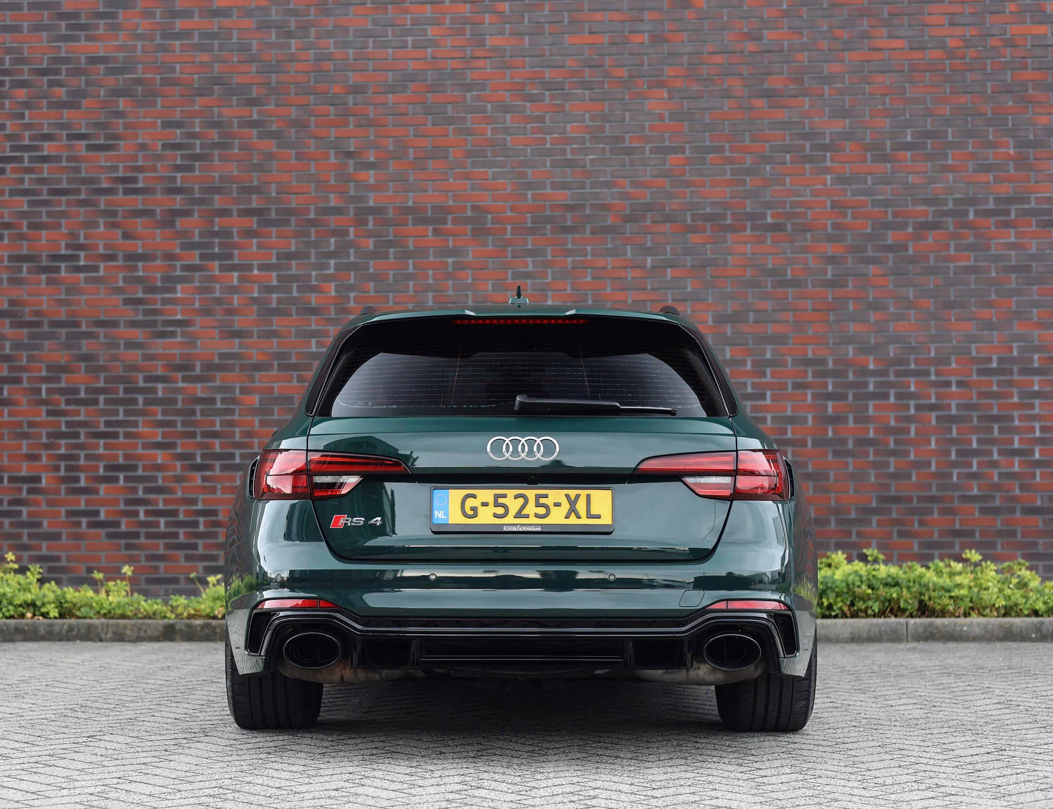 Goodwood Green Audi RS4 Avant