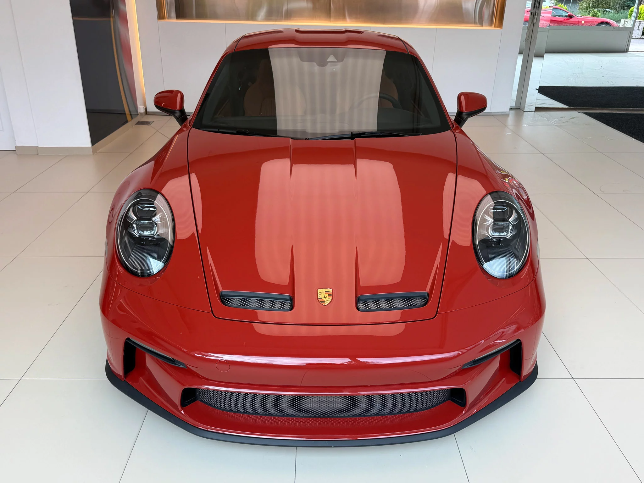 Peru Red Porsche 911 S/T