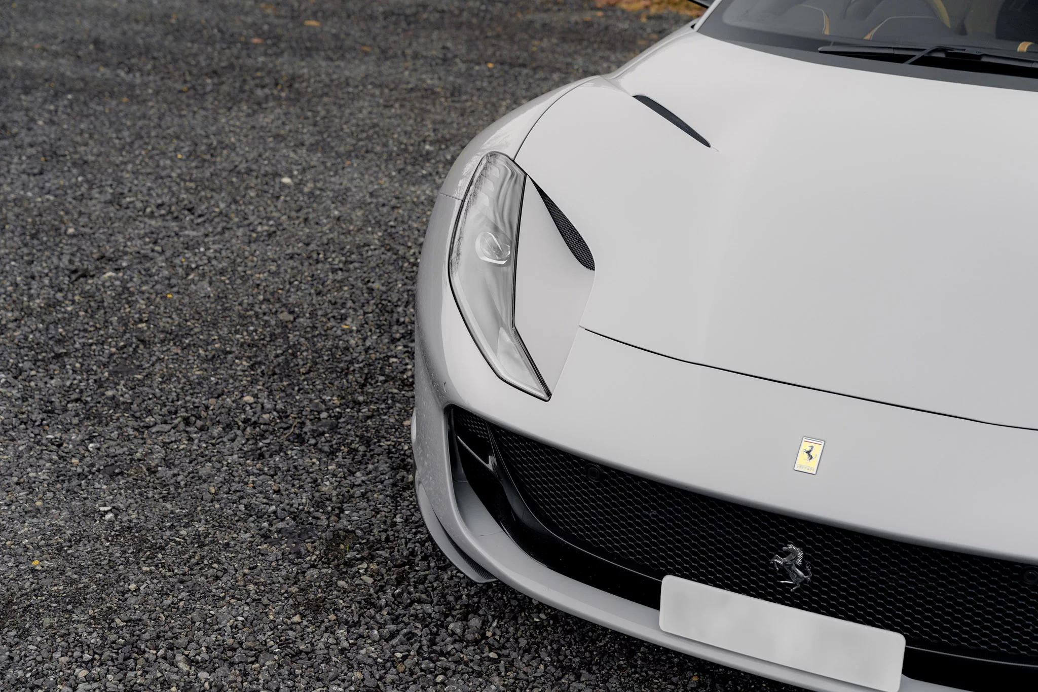 Grigio Squalo Ferrari 812