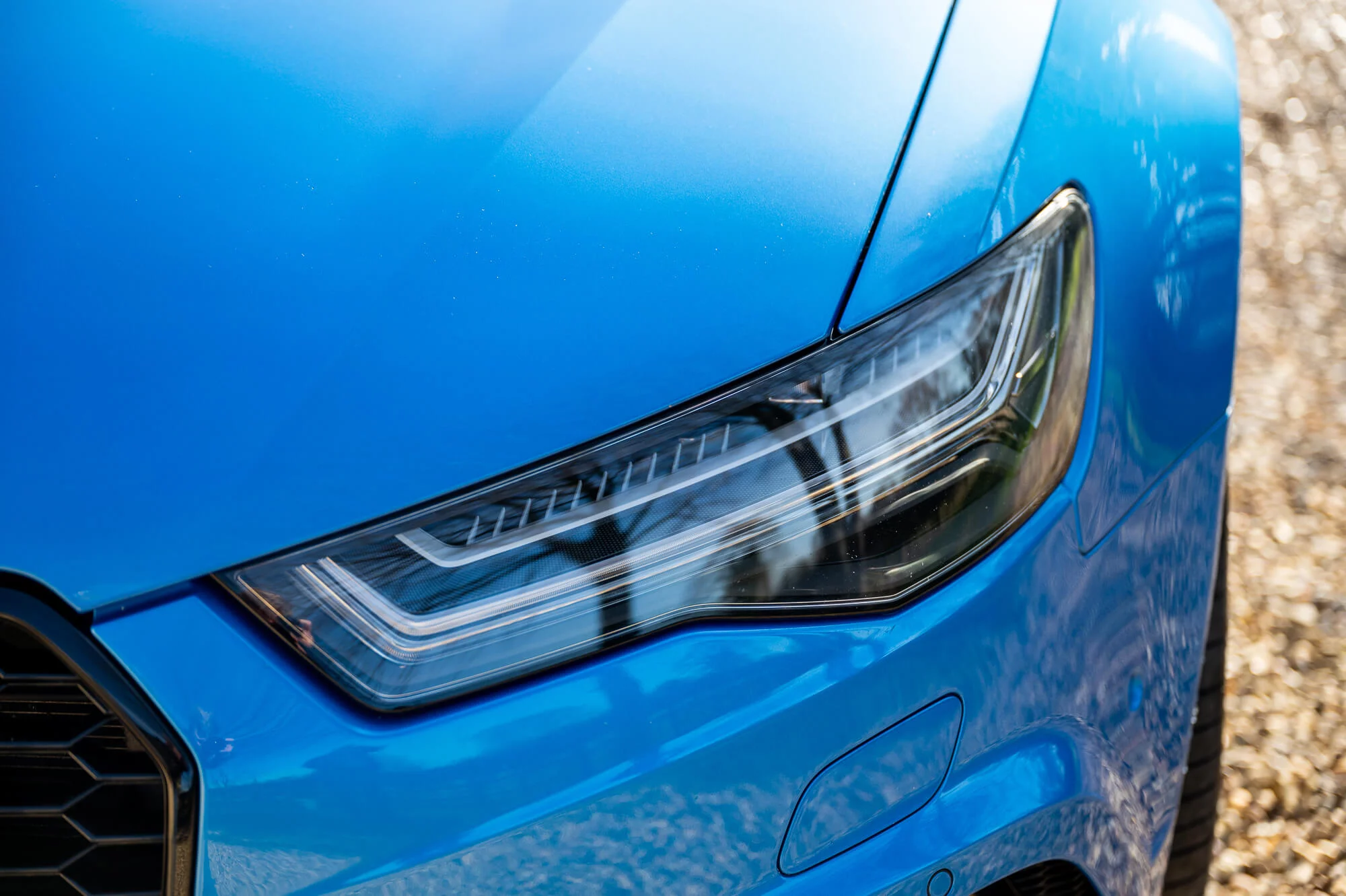 Ara Blue Audi RS6 Avant
