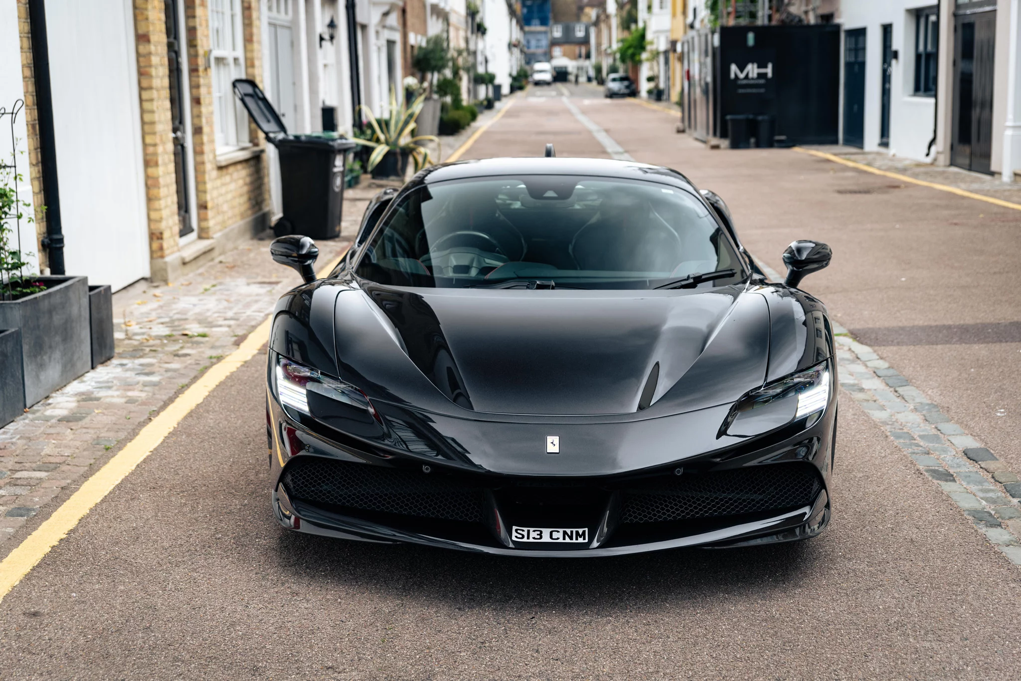 Nero Daytona Ferrari SF90