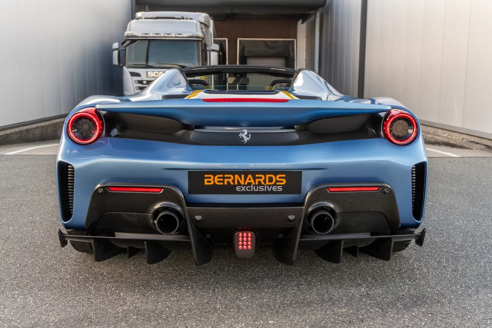 Azzurro California Ferrari 488