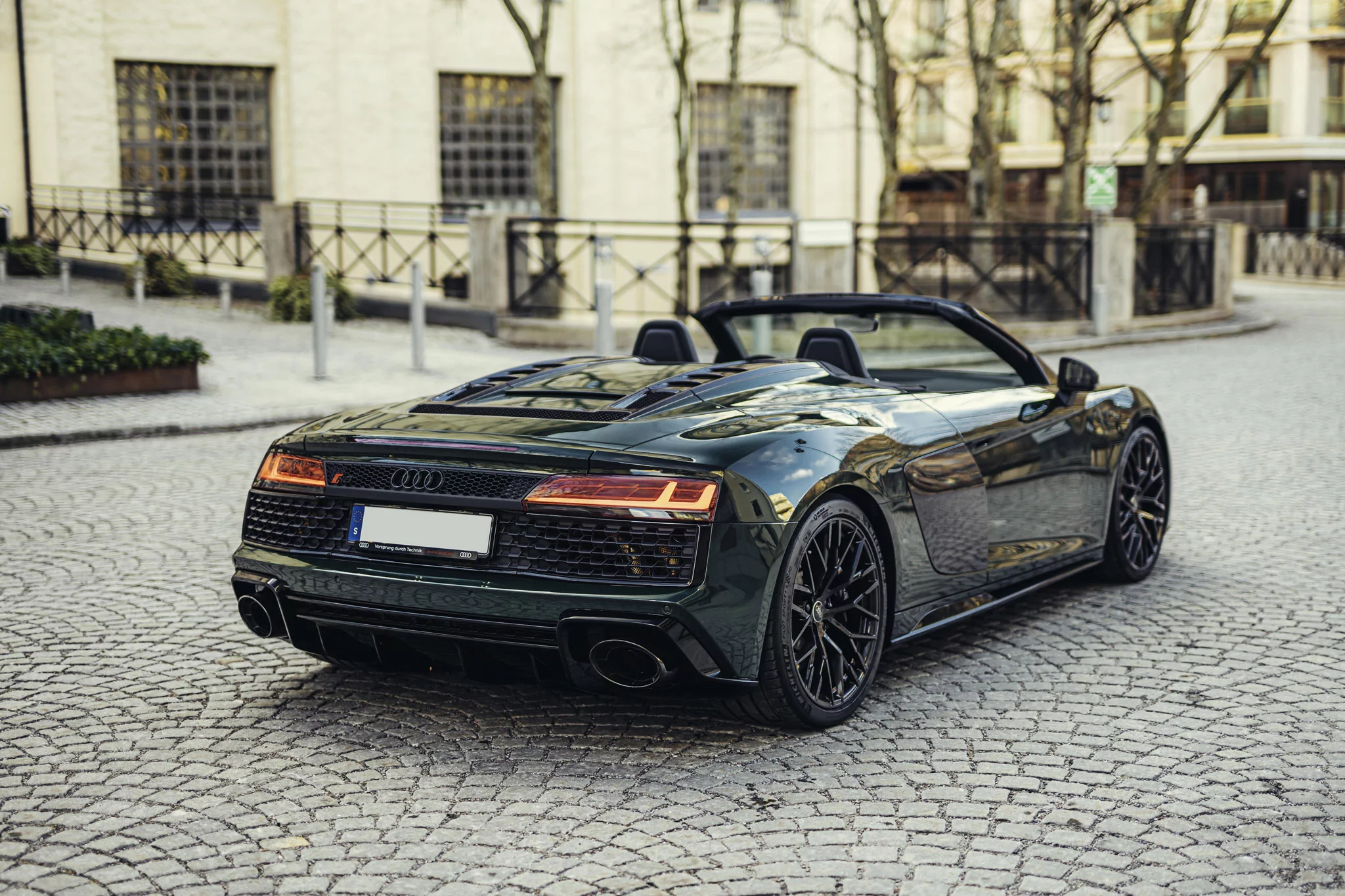 Goodwood Green Audi R8