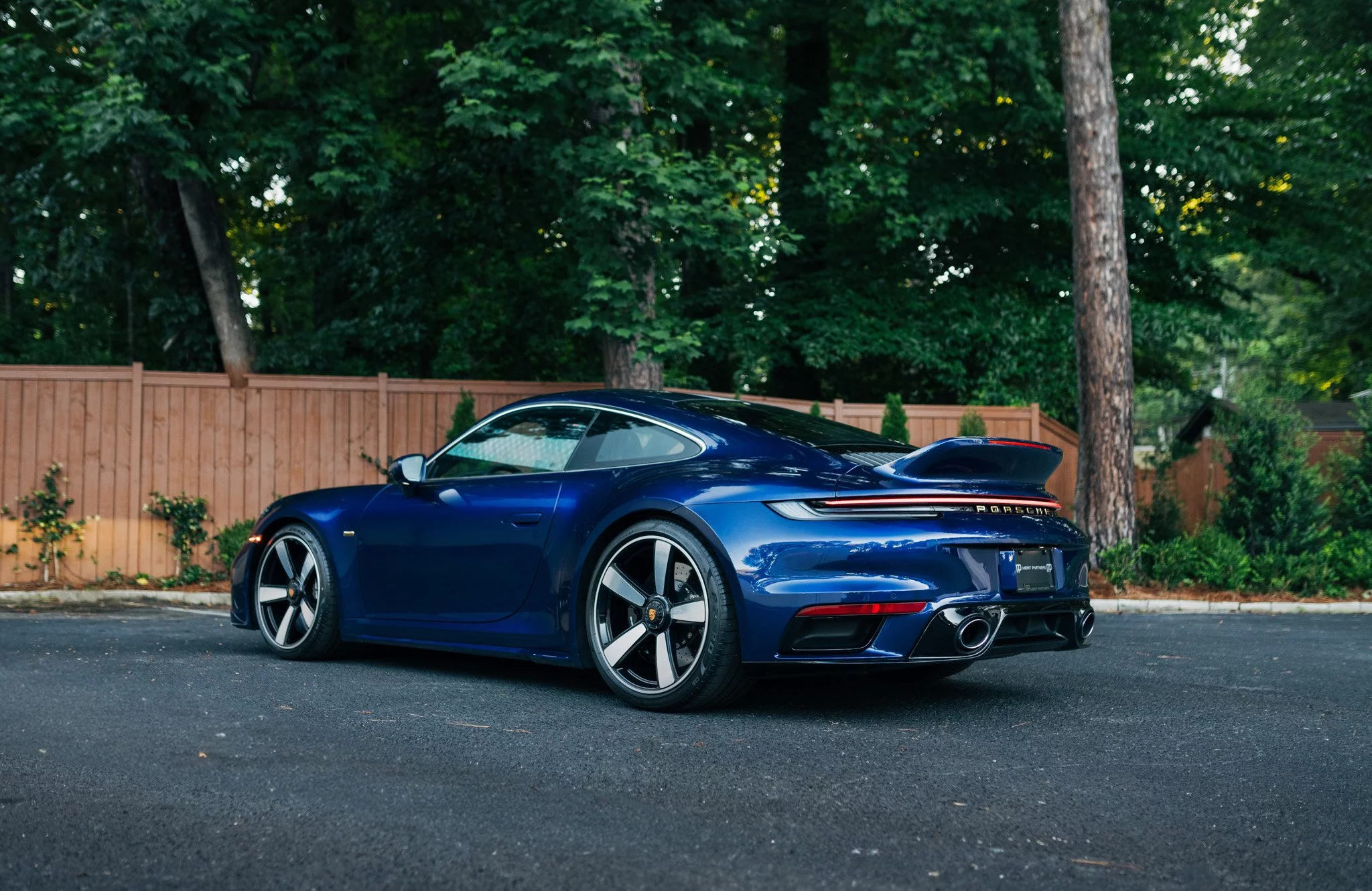 Gentian Blue Metallic Porsche 911 Sport Classic