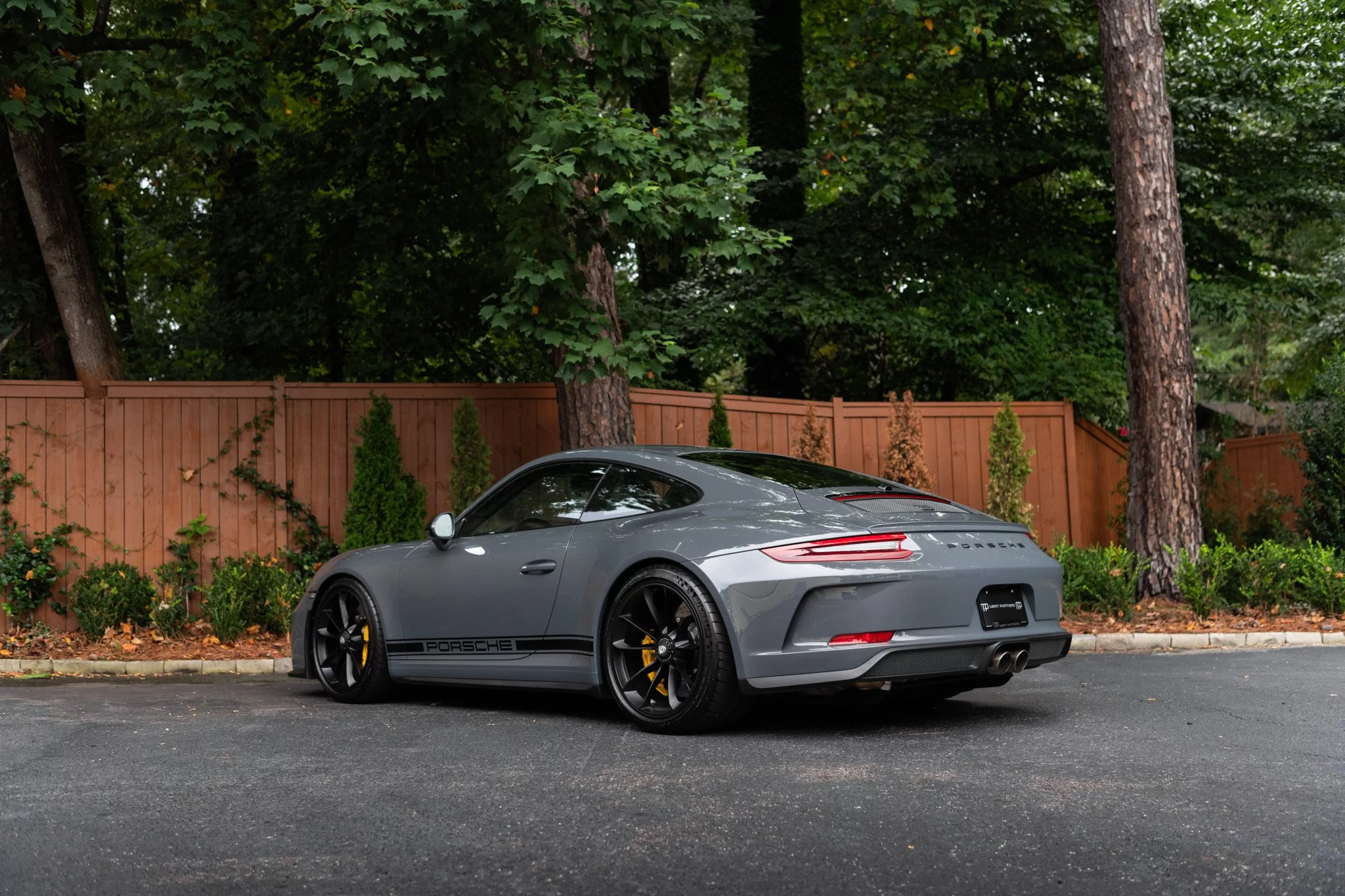 Grigio Telesto Porsche 911 GT3