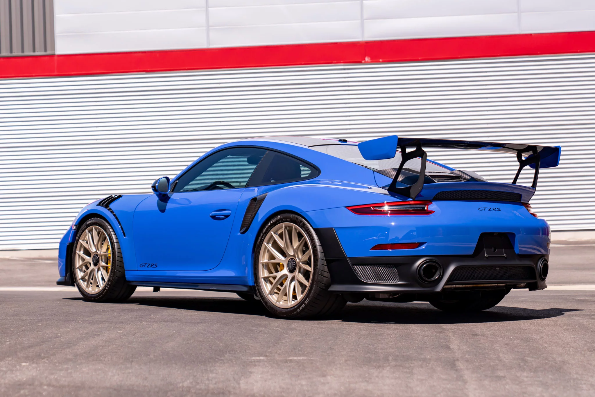 Maritime Blue Porsche 911 GT2 RS
