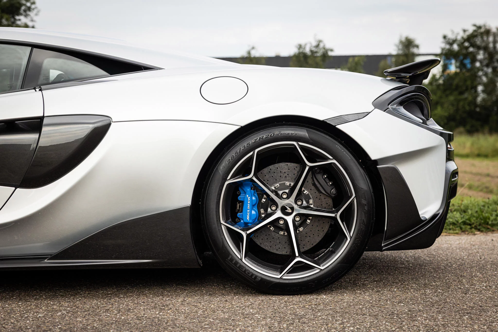 Supernova Silver McLaren 600LT