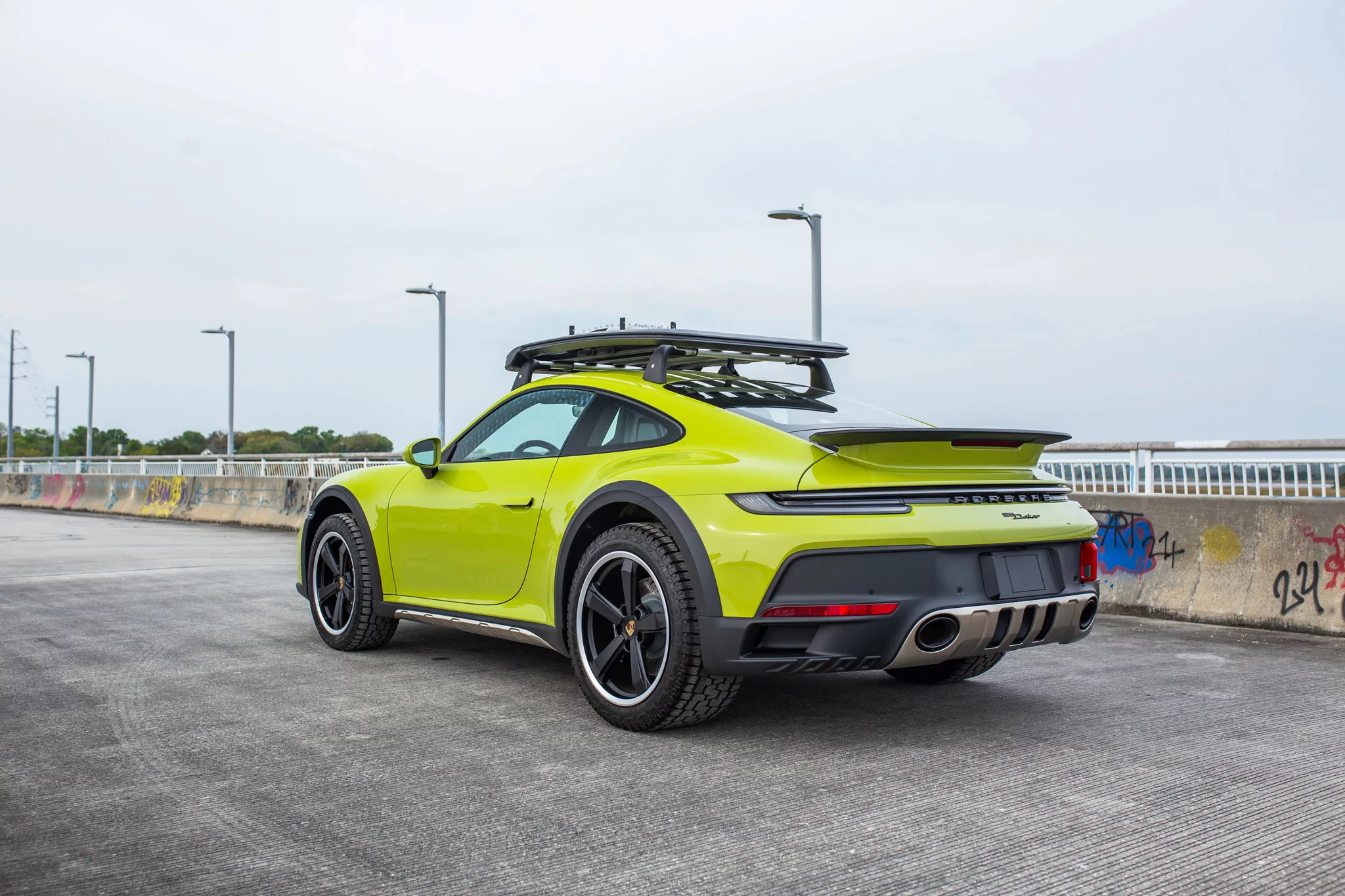 Linden Green Porsche 911 Dakar