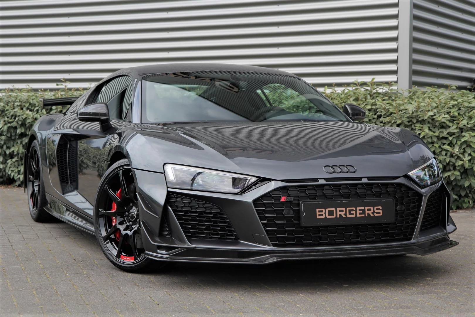 Daytona Grey Audi R8