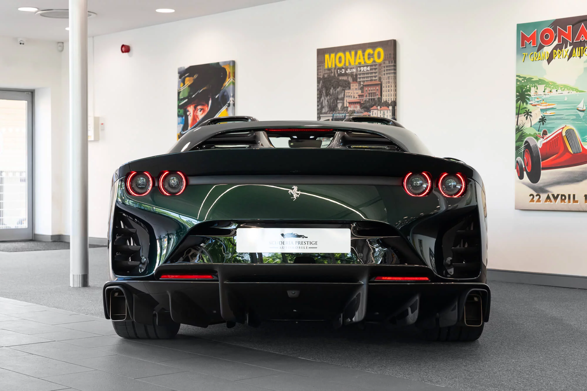 Verde Zeltweg Ferrari 812