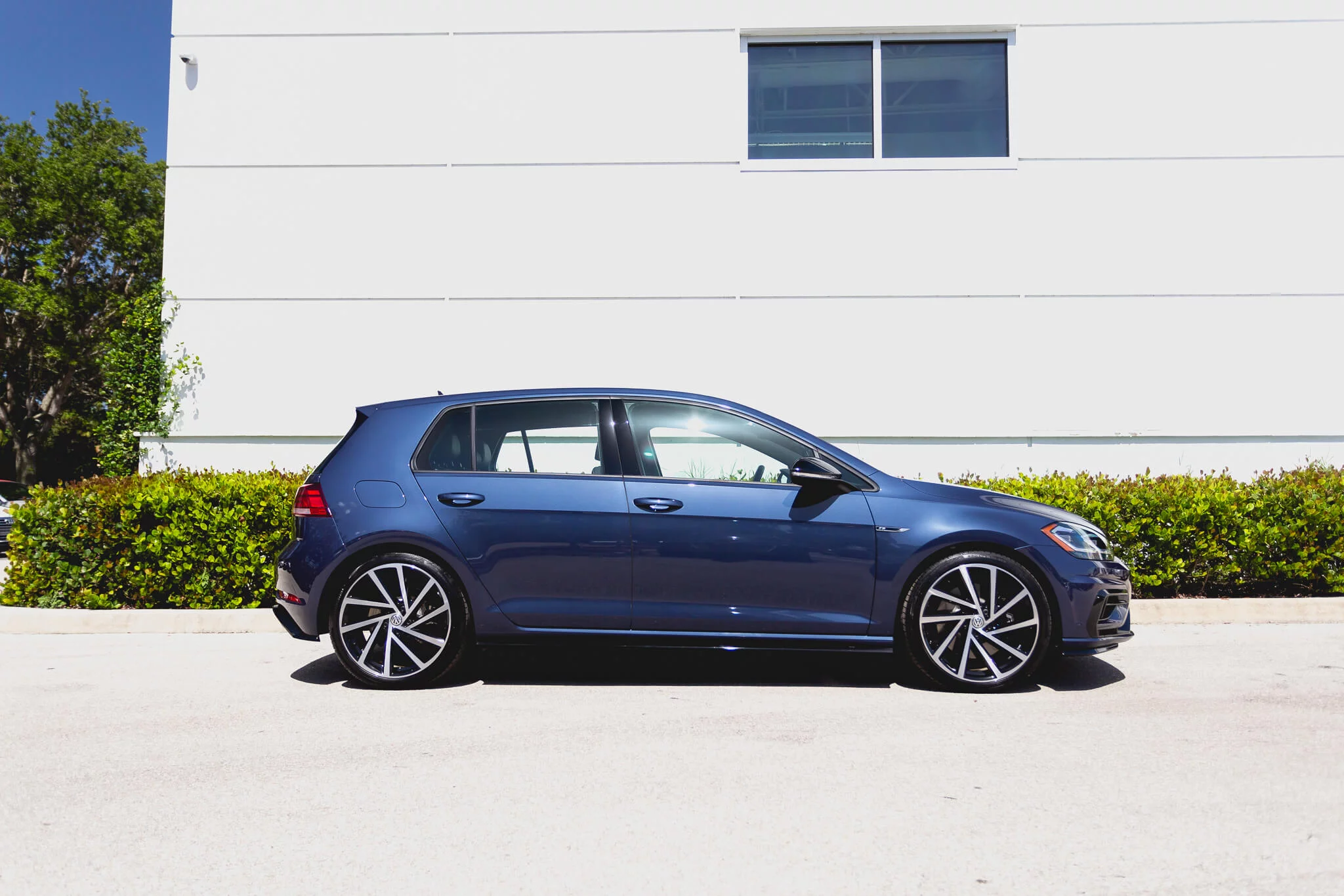 Prussian Blue Volkswagen Golf