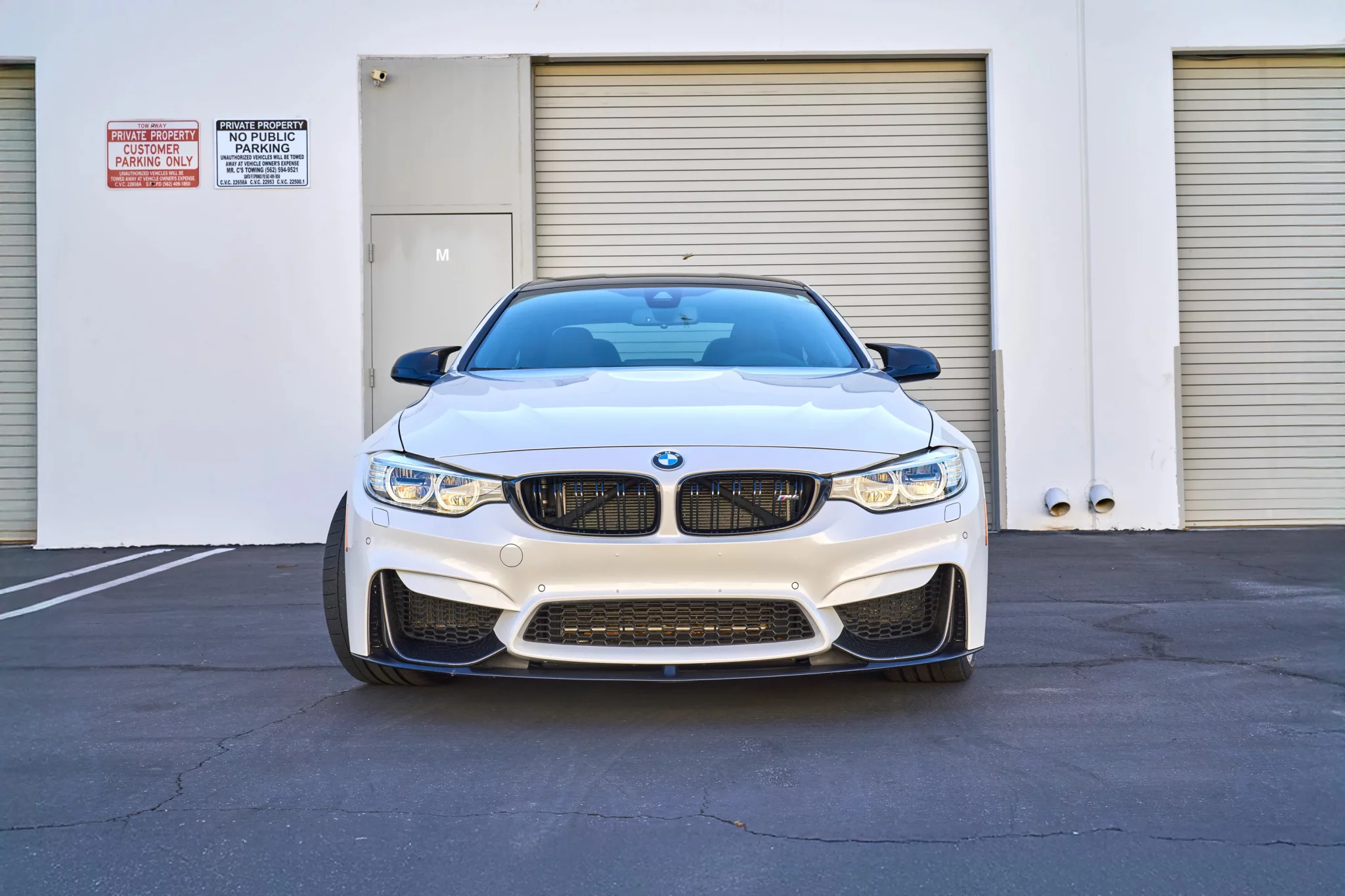 Mineral White BMW M4