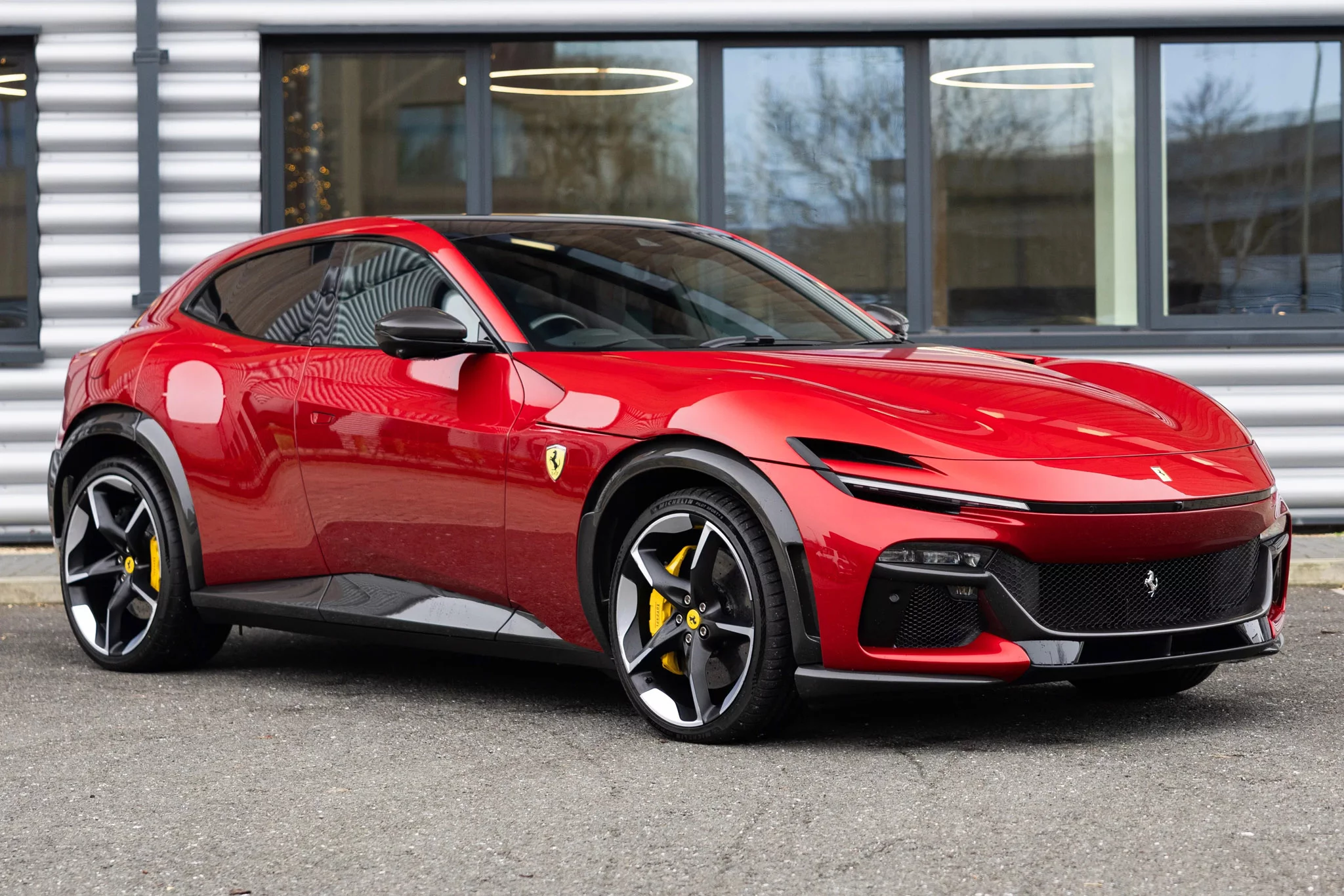 Rosso Fuoco Ferrari Purosangue