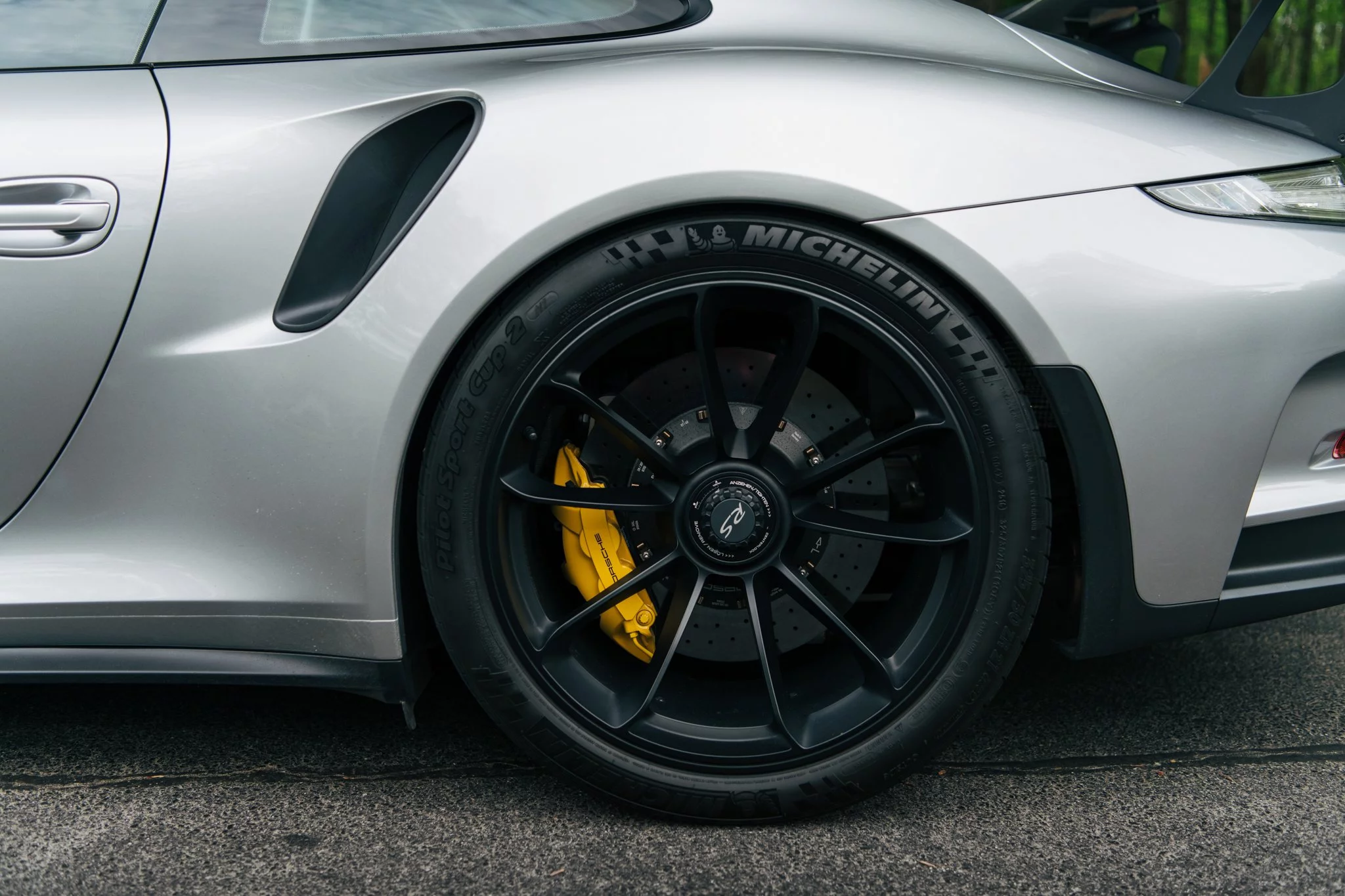 GT Silver Metallic Porsche 911 GT3 RS