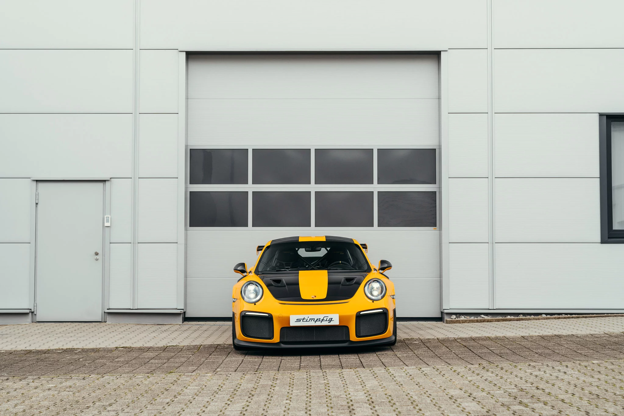 Signal Yellow Porsche 911 GT2 RS