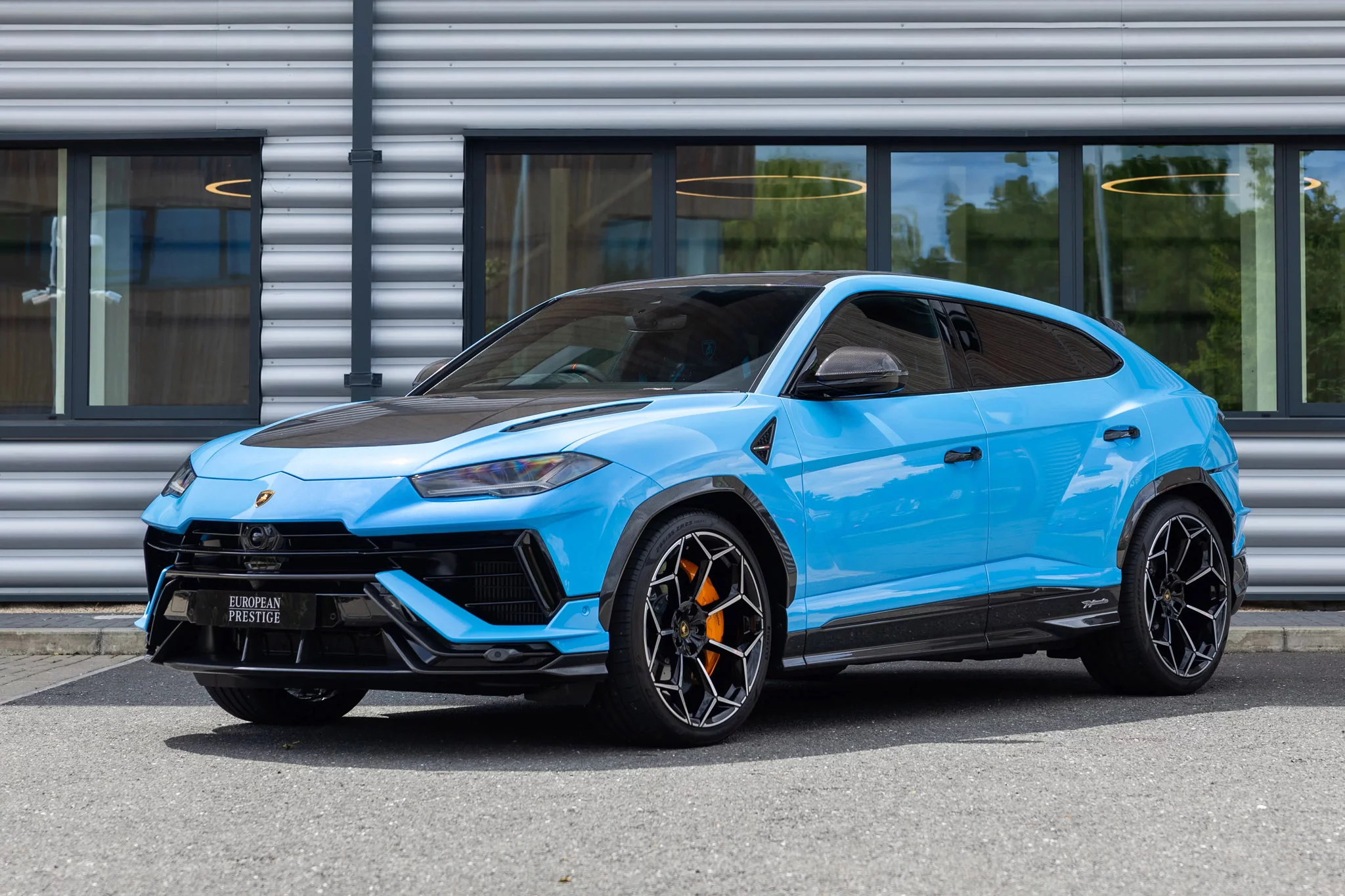 Blu Cepheus Lamborghini Urus