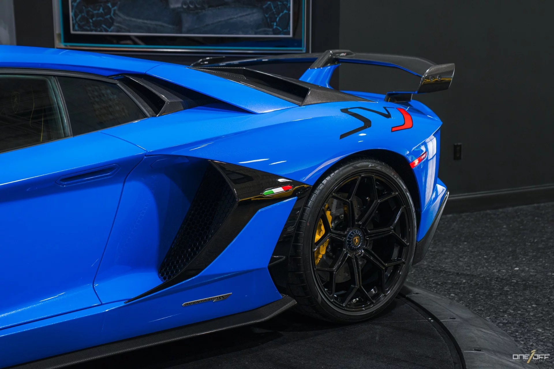 Blu Nila Lamborghini Aventador